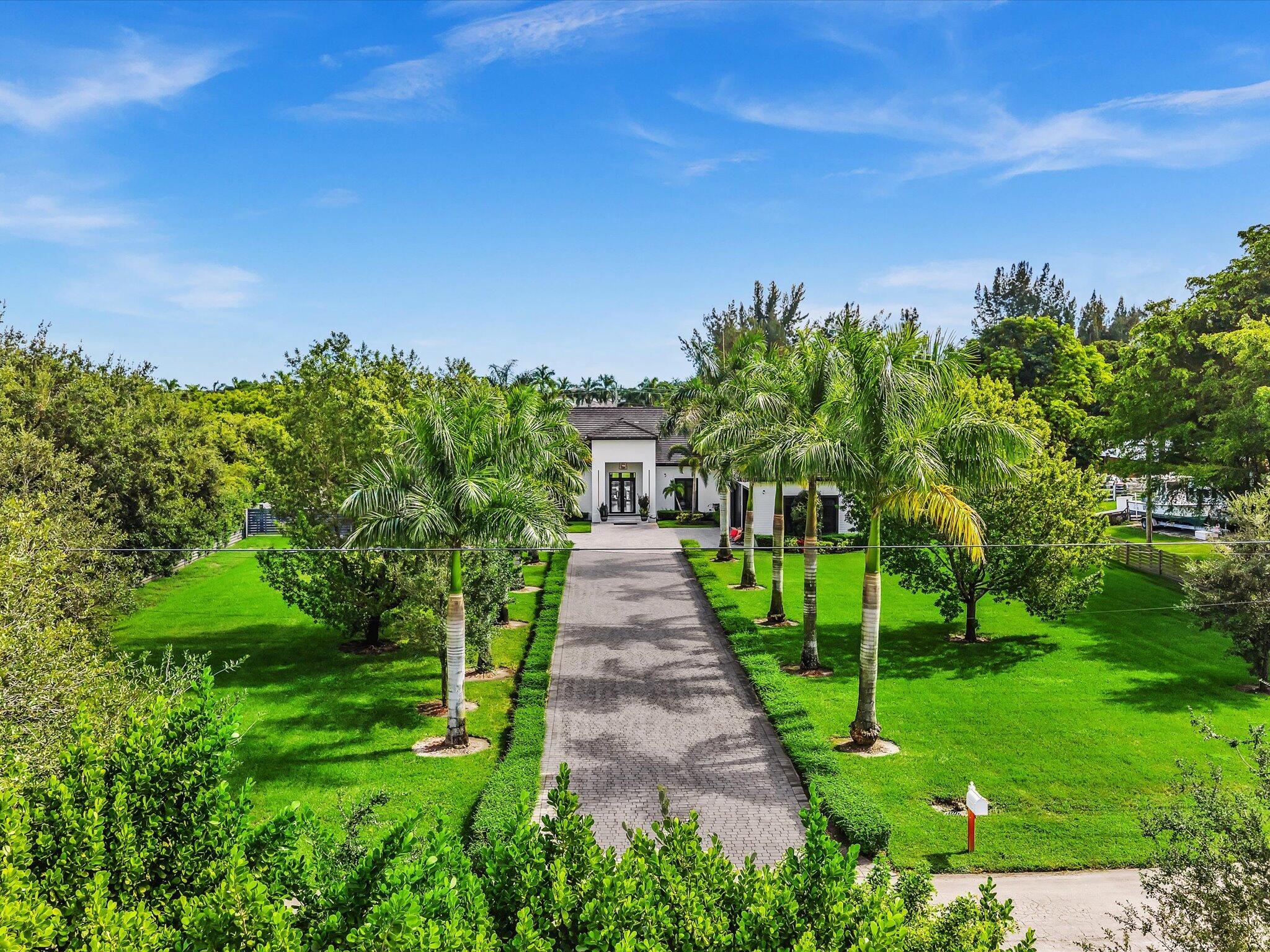 main property photo 89