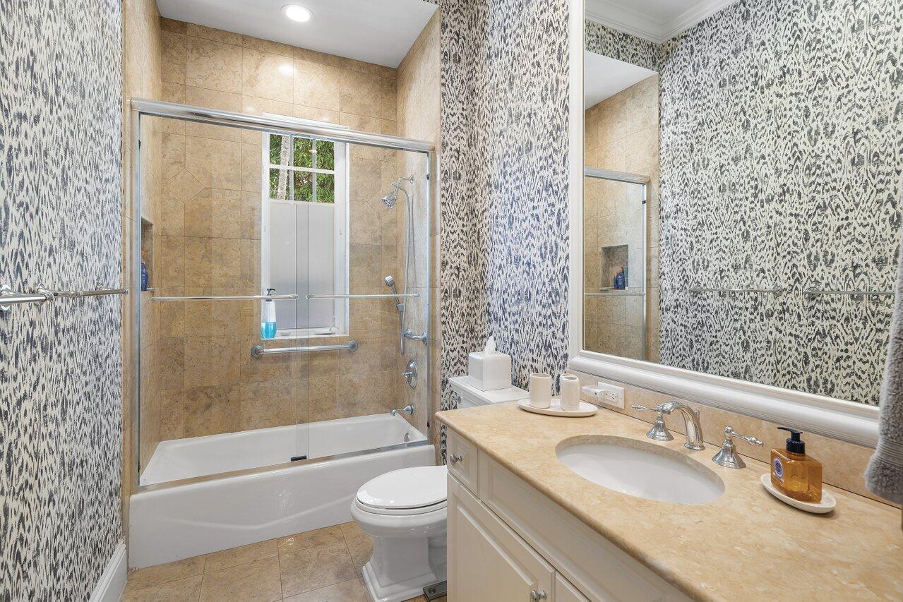 main property photo 24