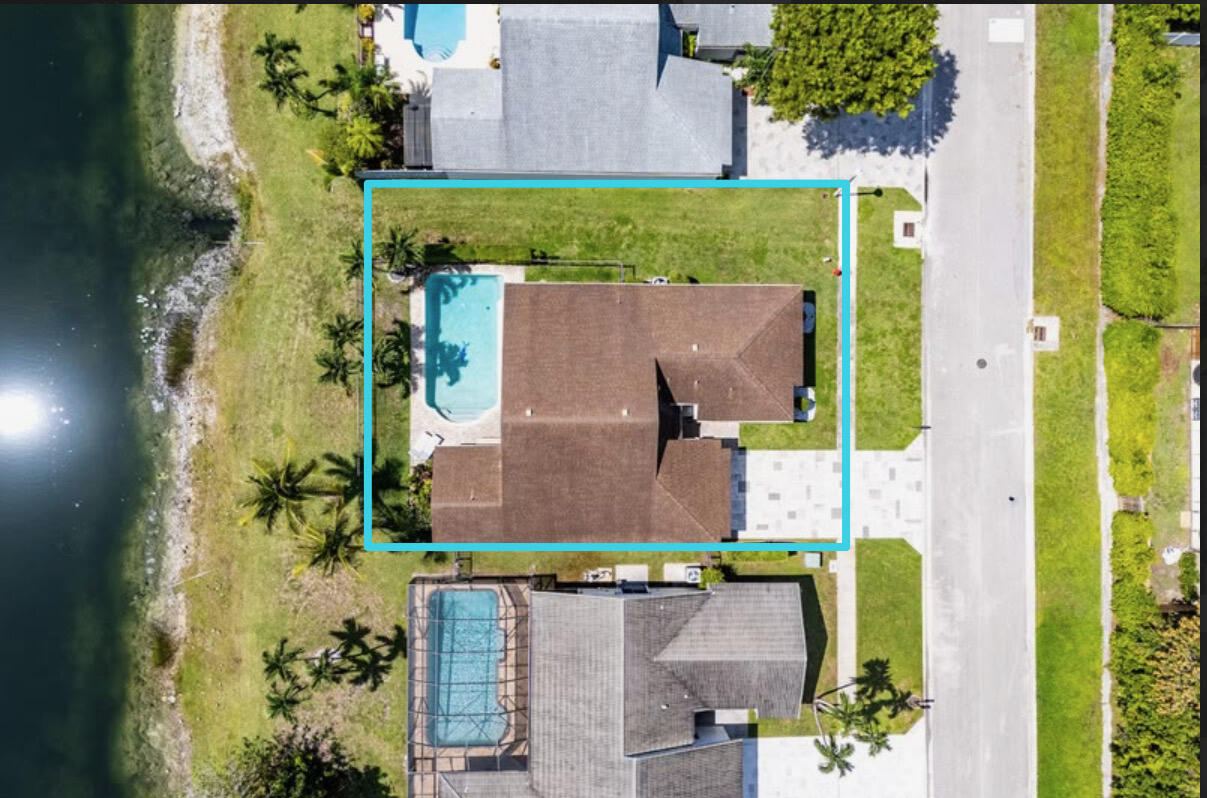 main property photo 41