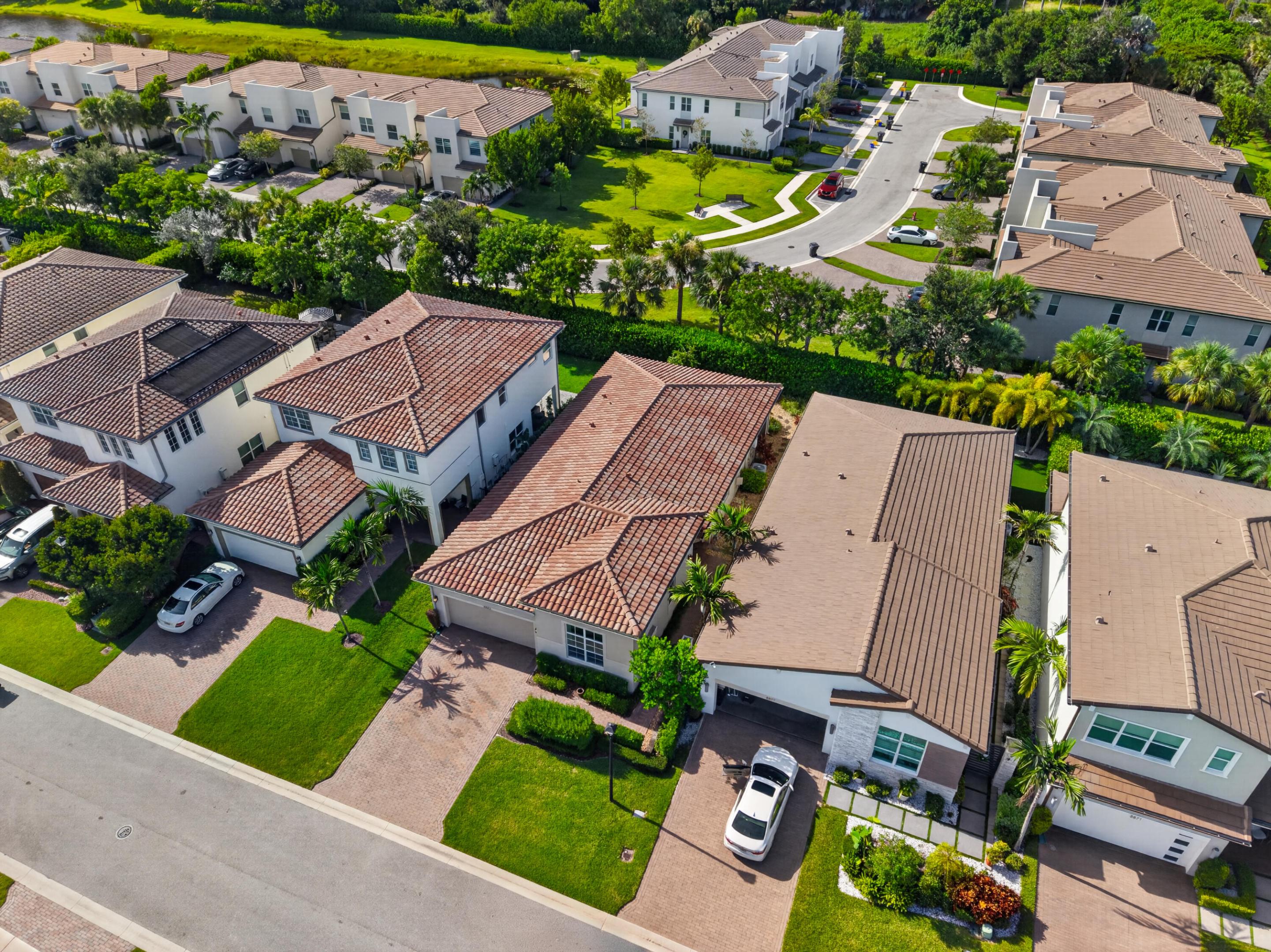 main property photo 76