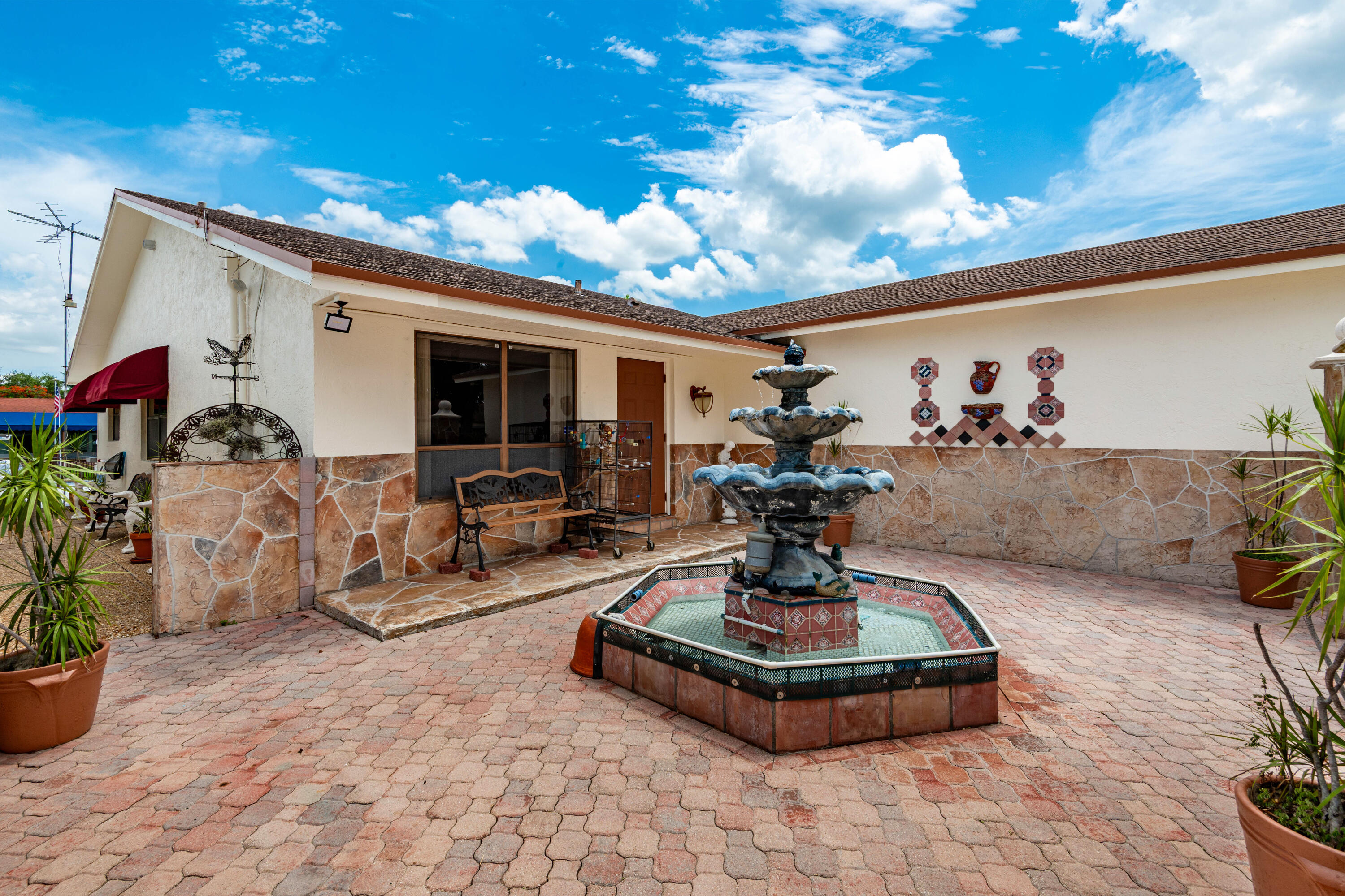 main property photo 73