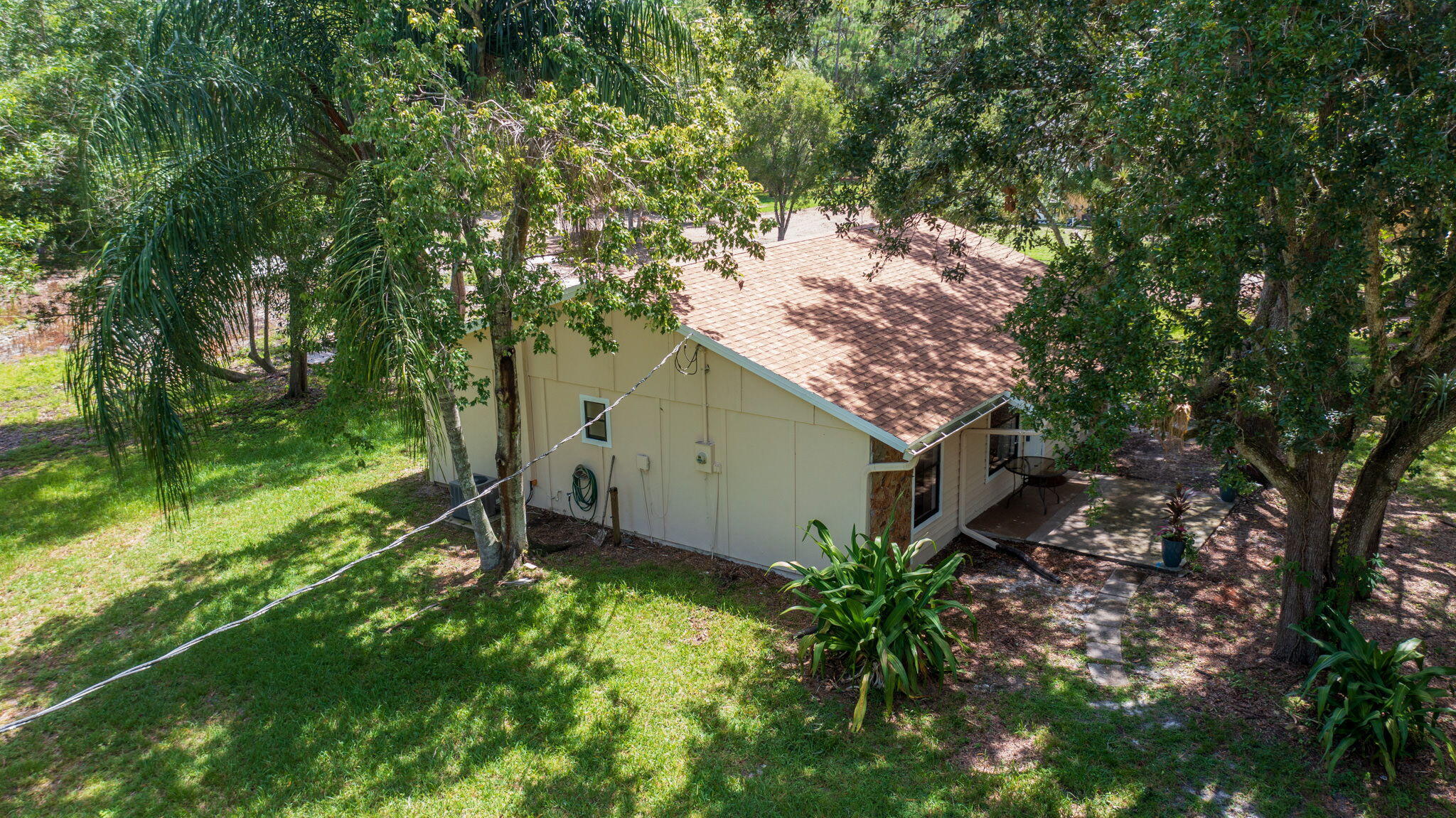 main property photo 38