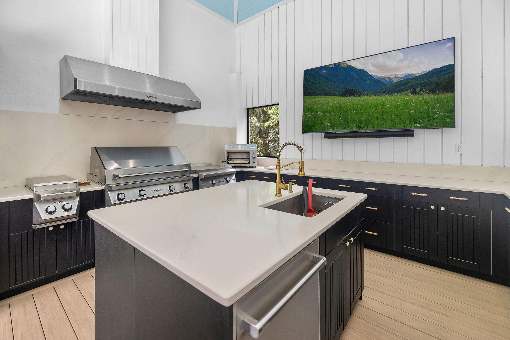 main property photo 59