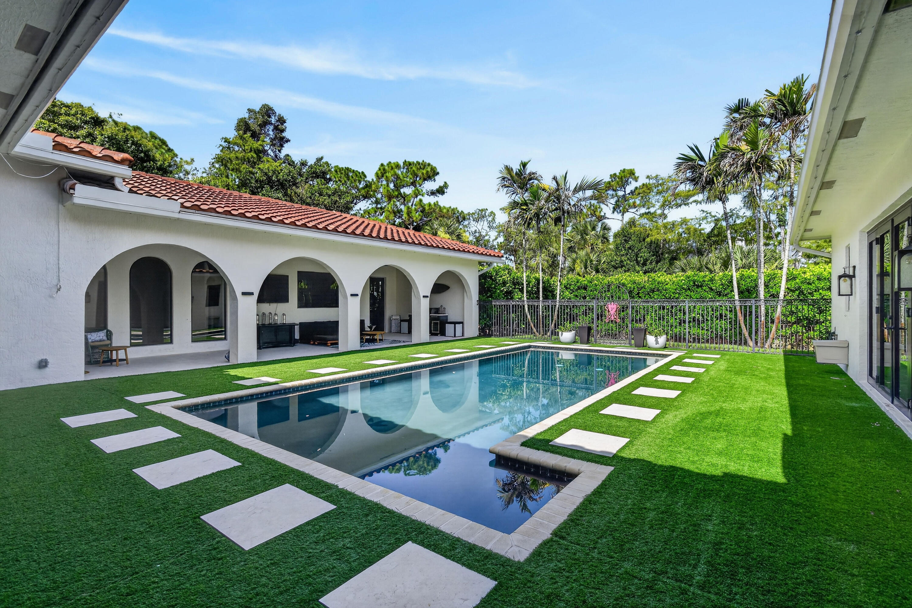 main property photo 68