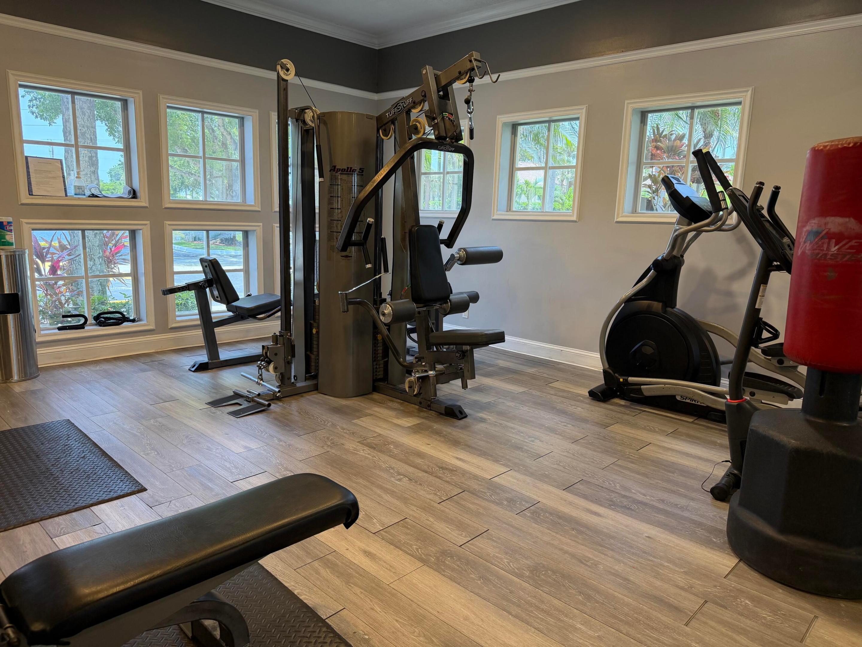 main property photo 20