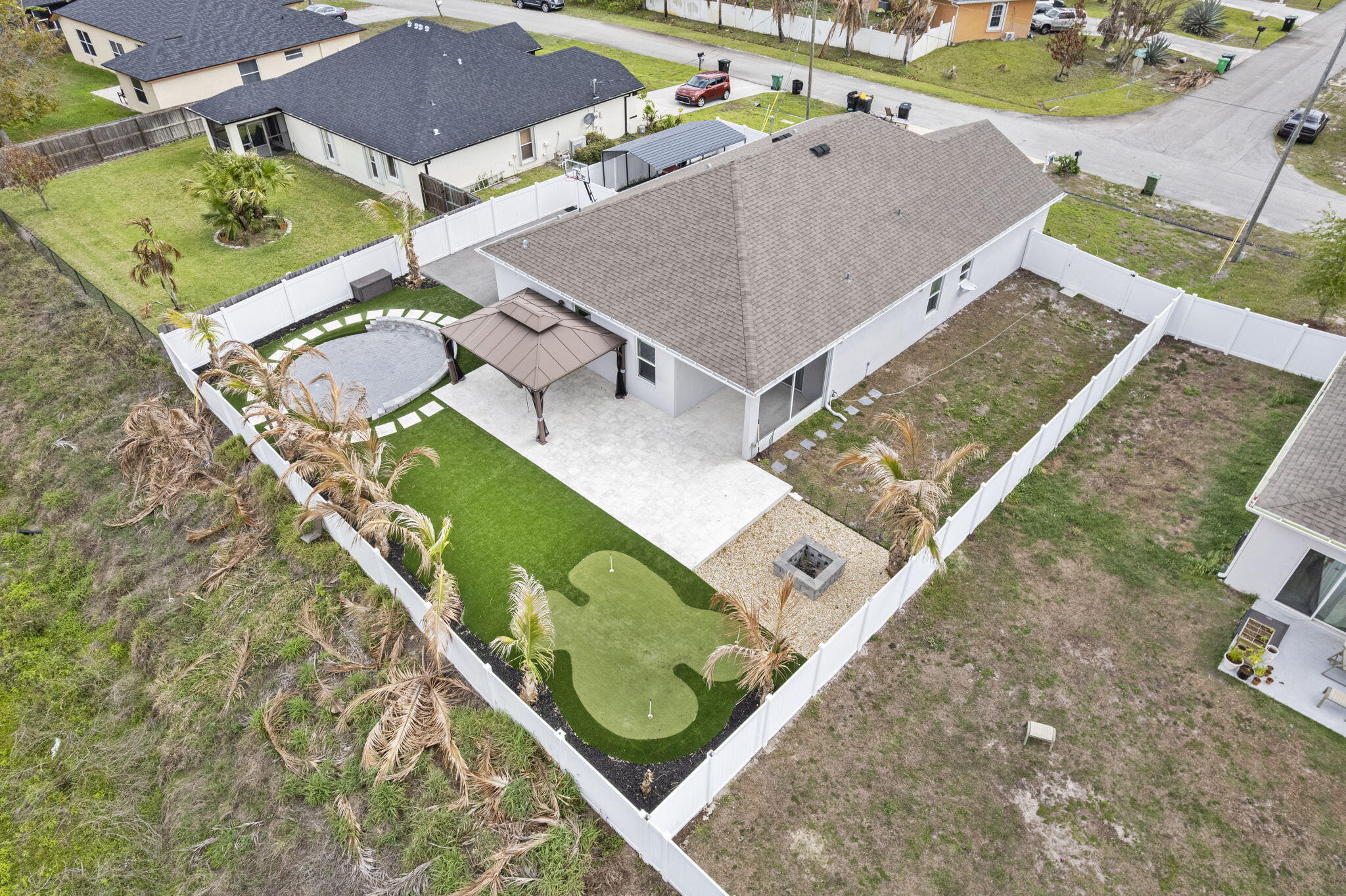 main property photo 59