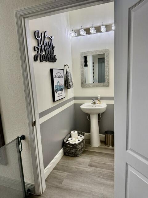 main property photo 30