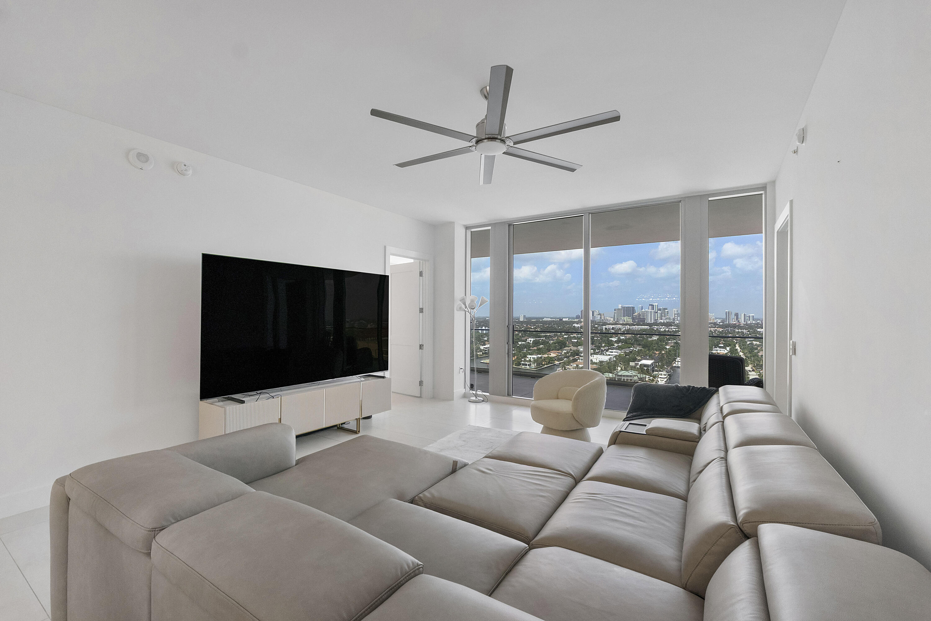 main property photo 97