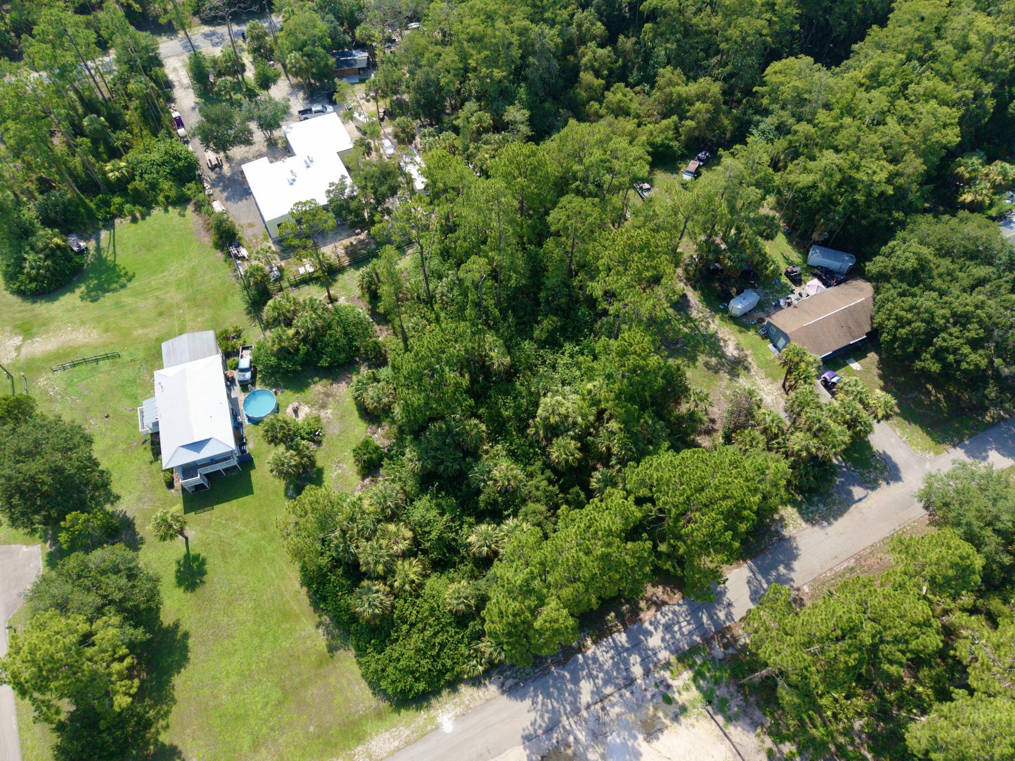 main property photo 17