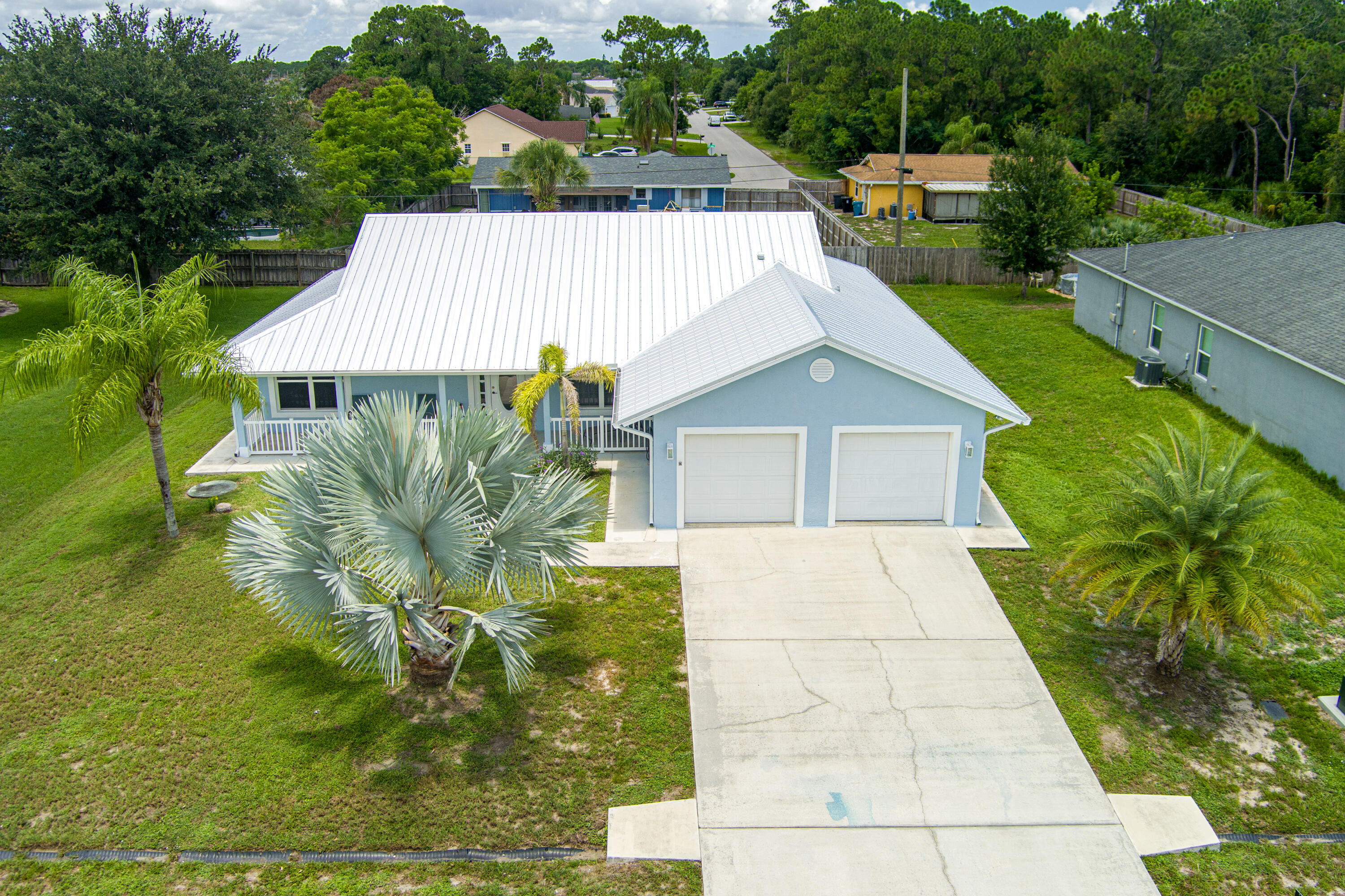 main property photo 19