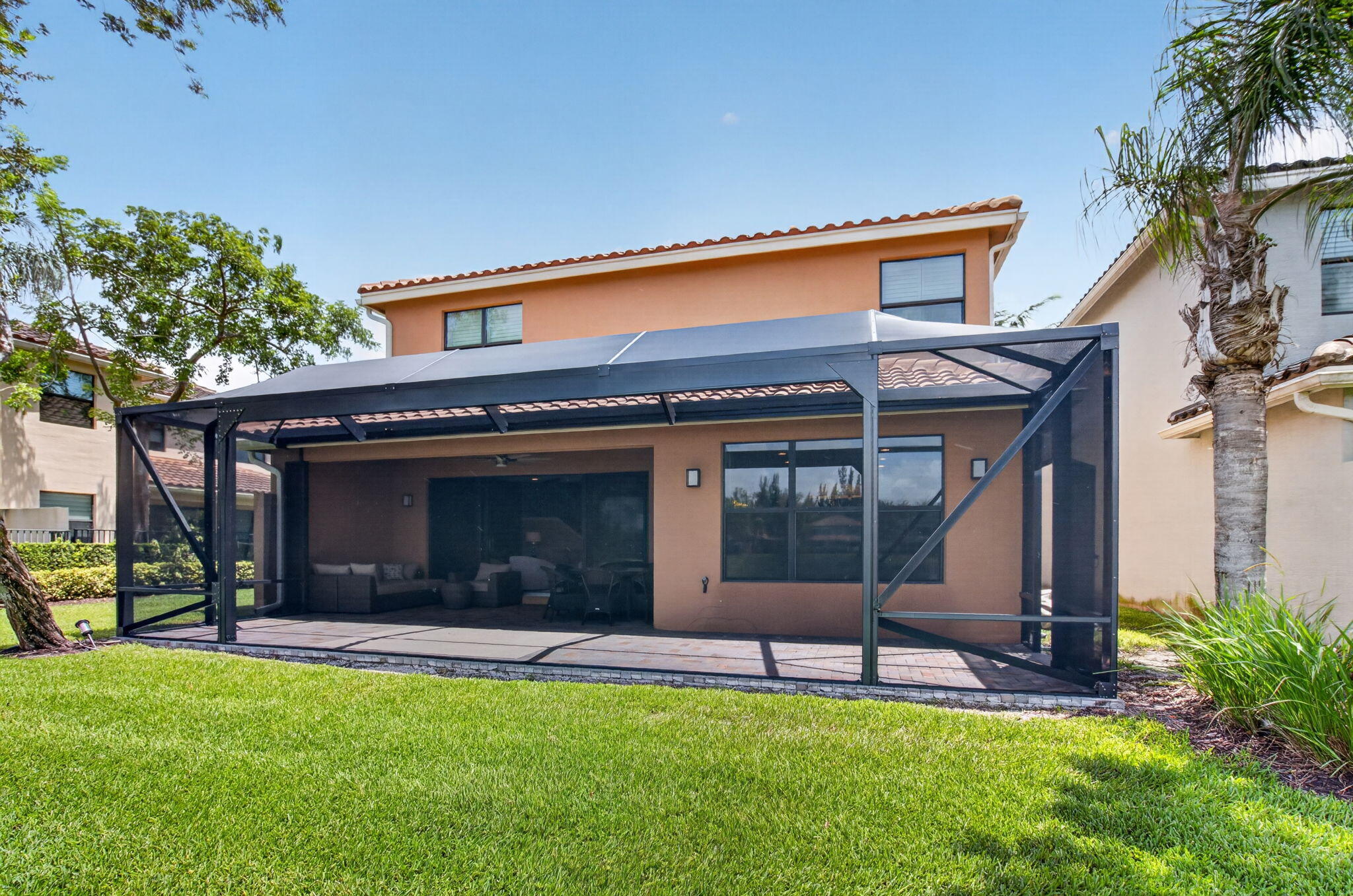 main property photo 27