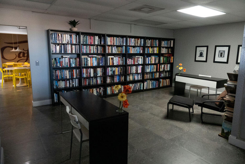main property photo 50