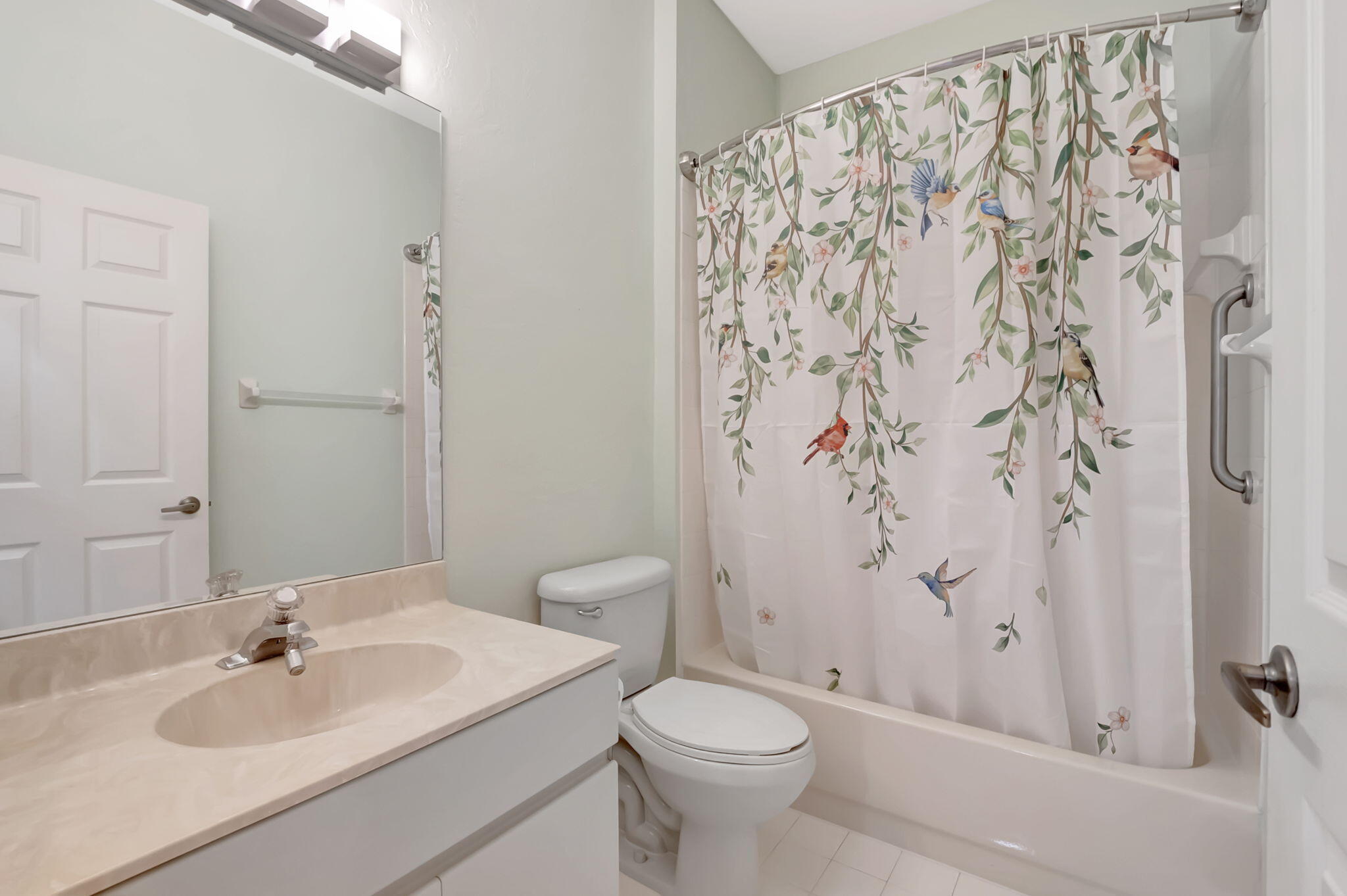 main property photo 33