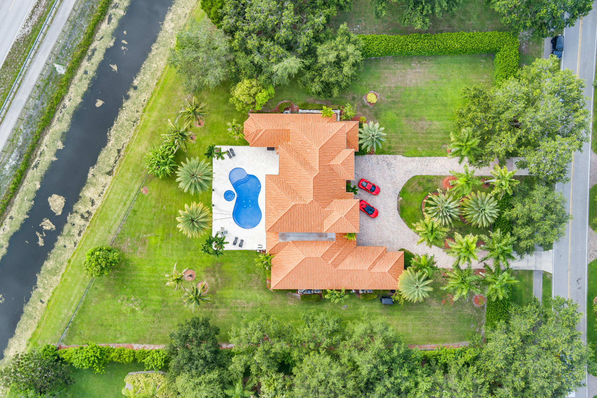 main property photo 53
