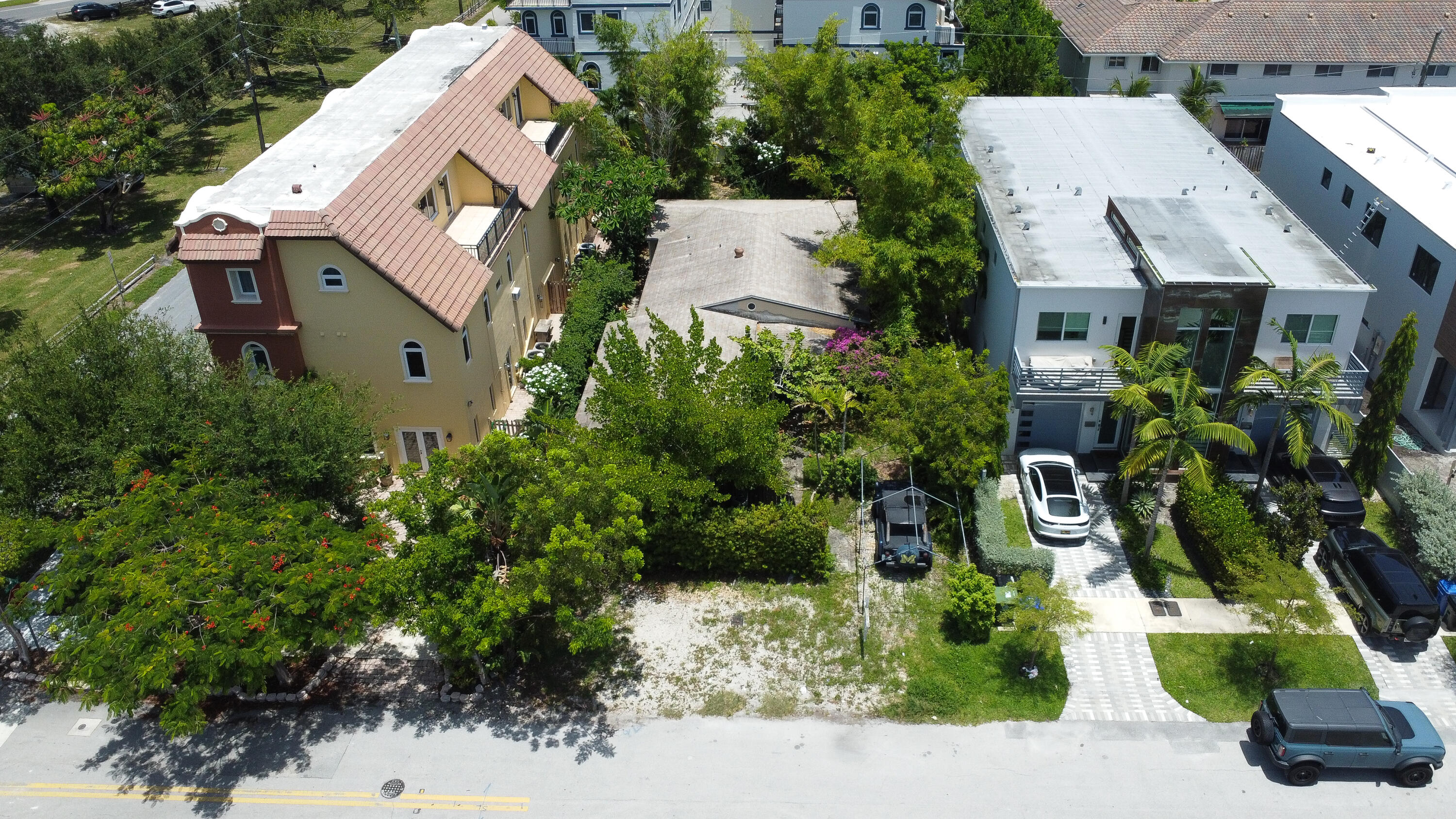 main property photo 7
