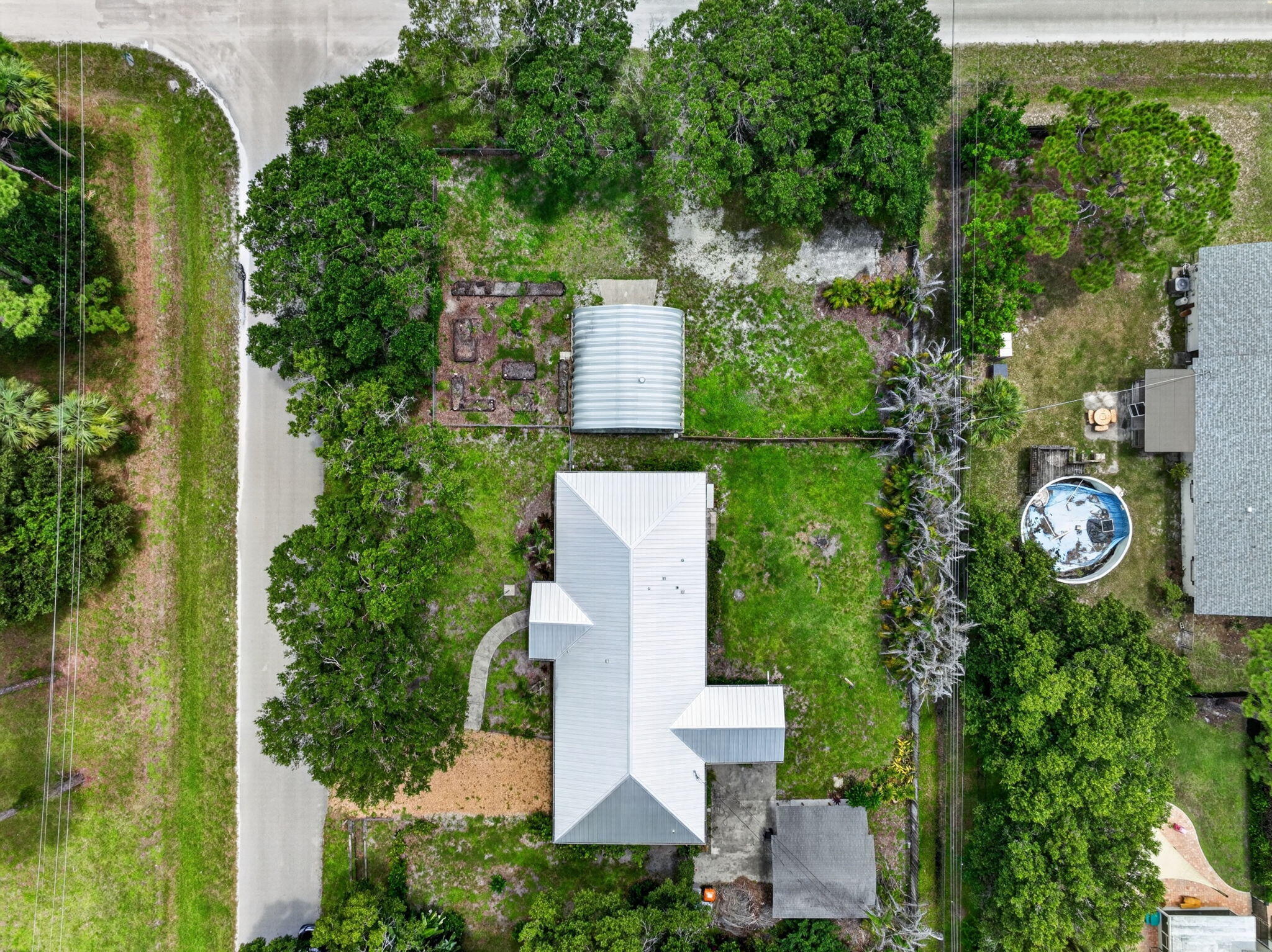 main property photo 75
