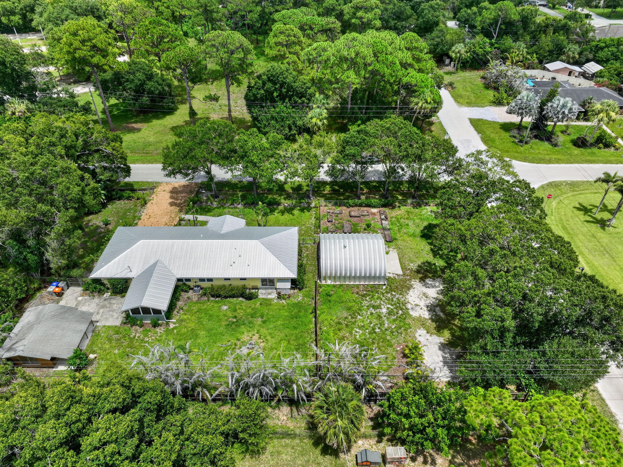 main property photo 78