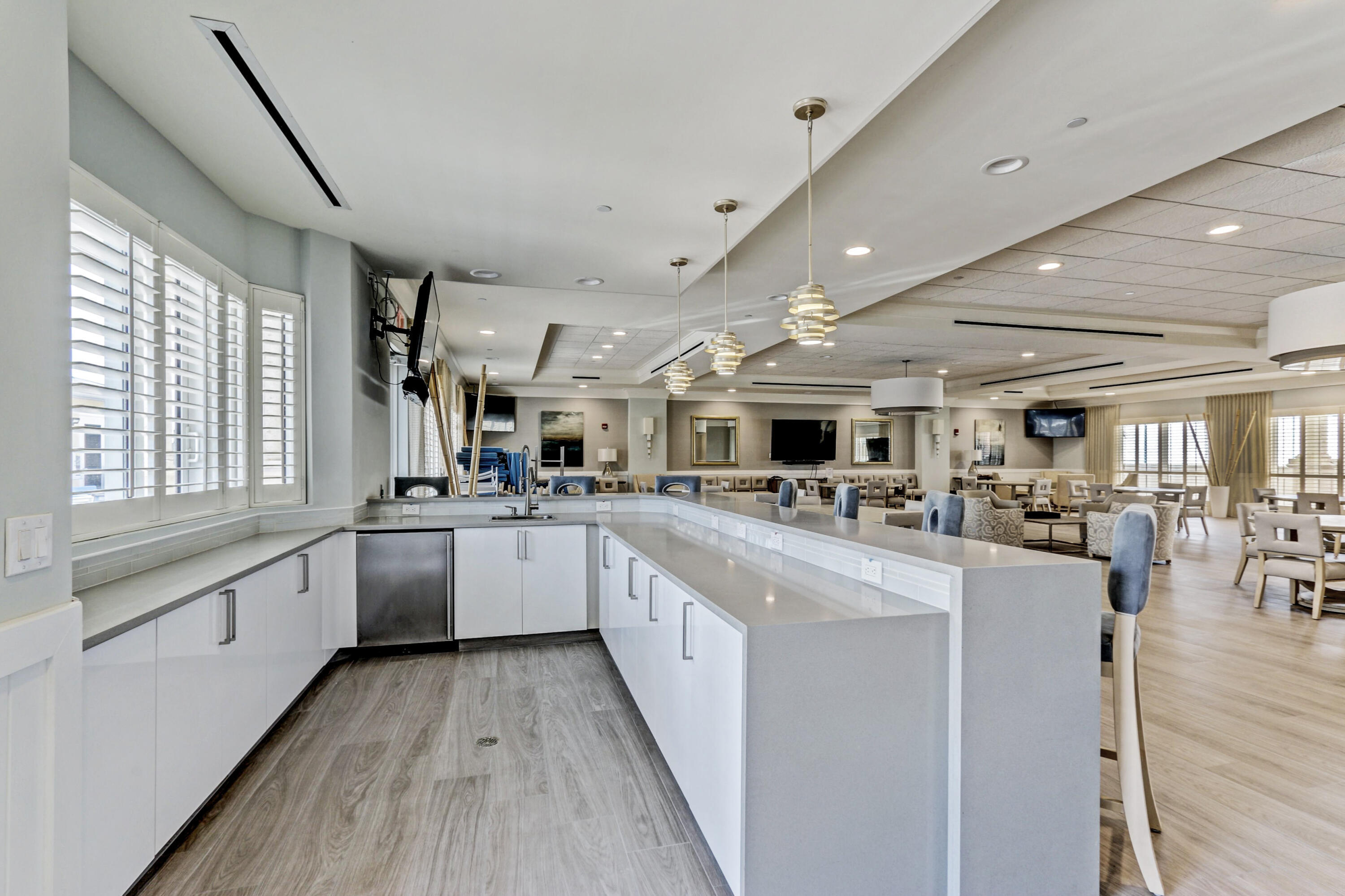 main property photo 77