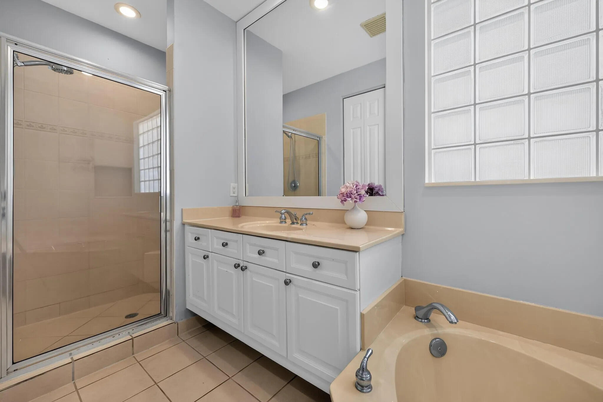main property photo 150