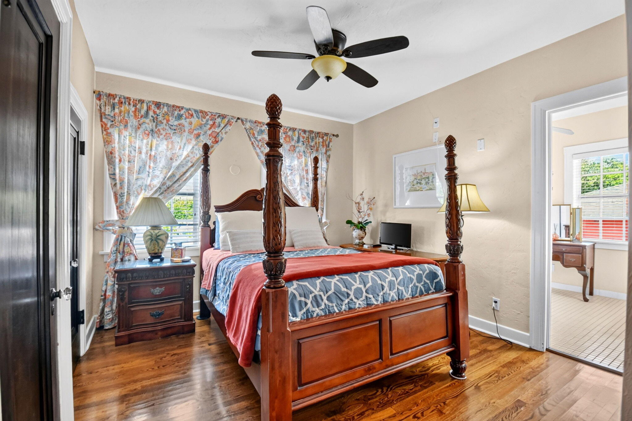 main property photo 50