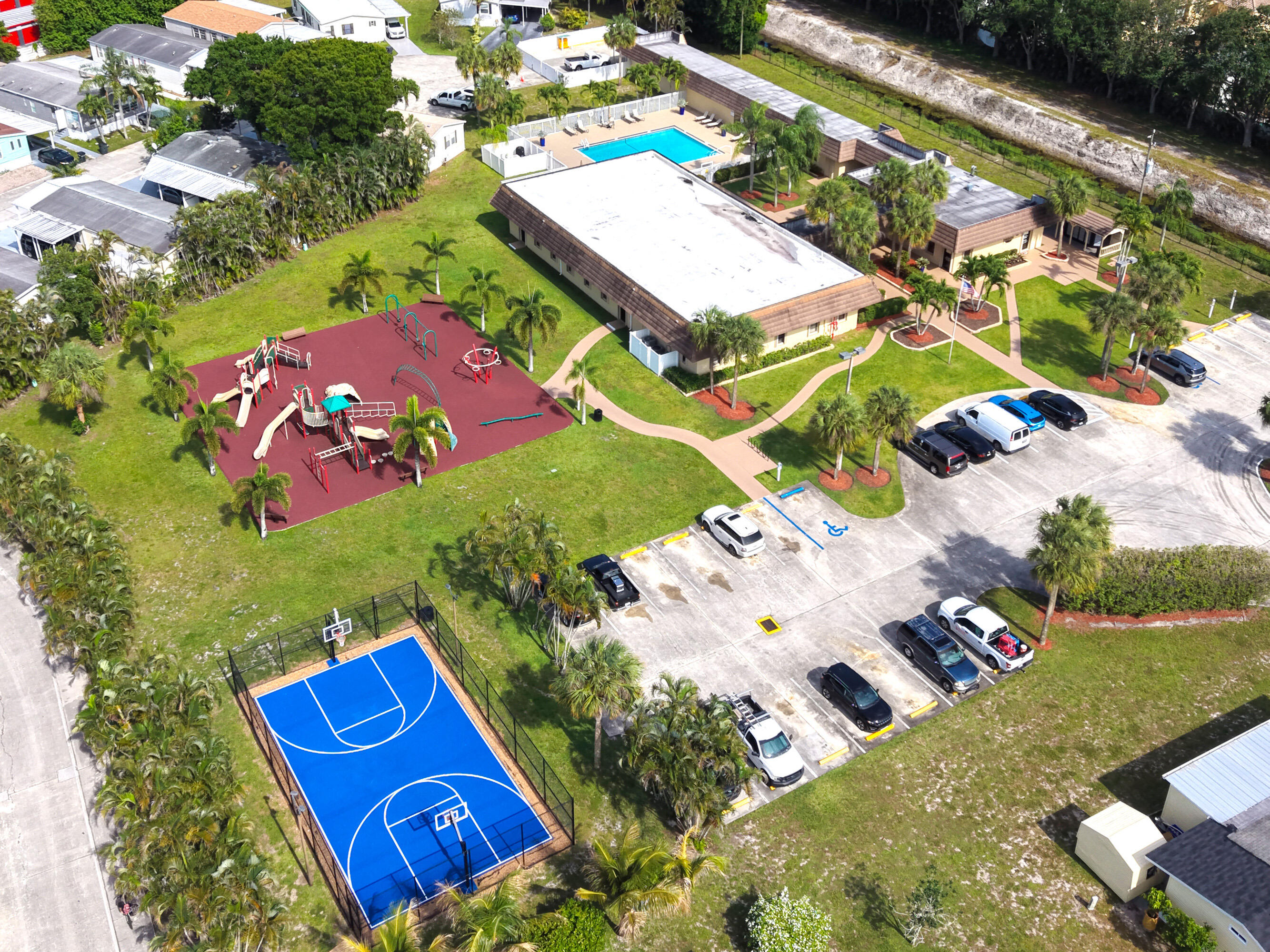 main property photo 65