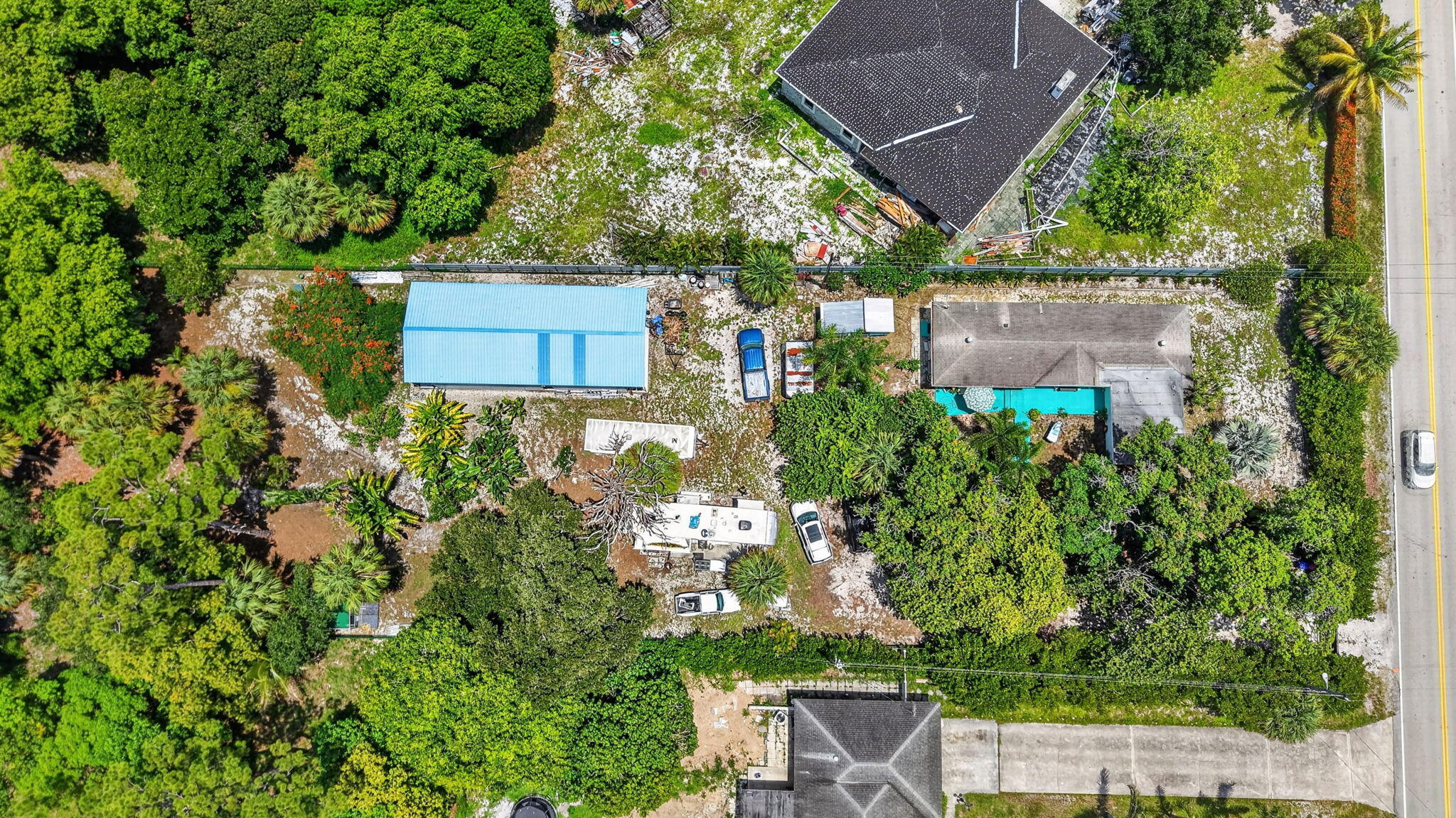 main property photo 35