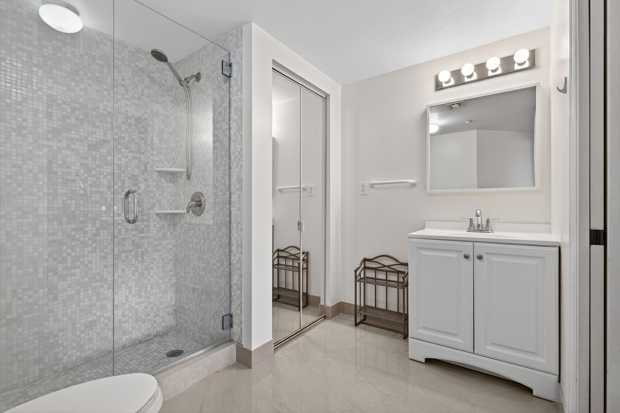 main property photo 76
