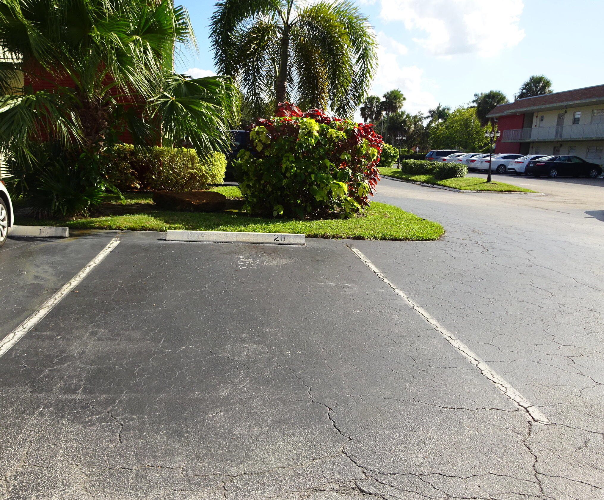 main property photo 40
