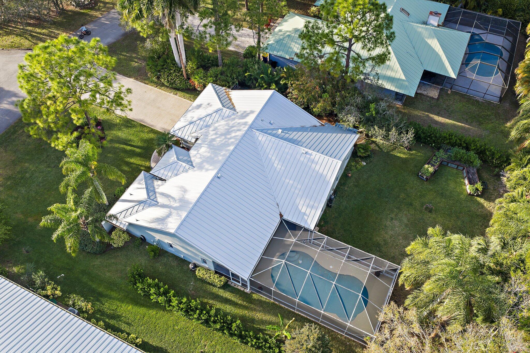 main property photo 14