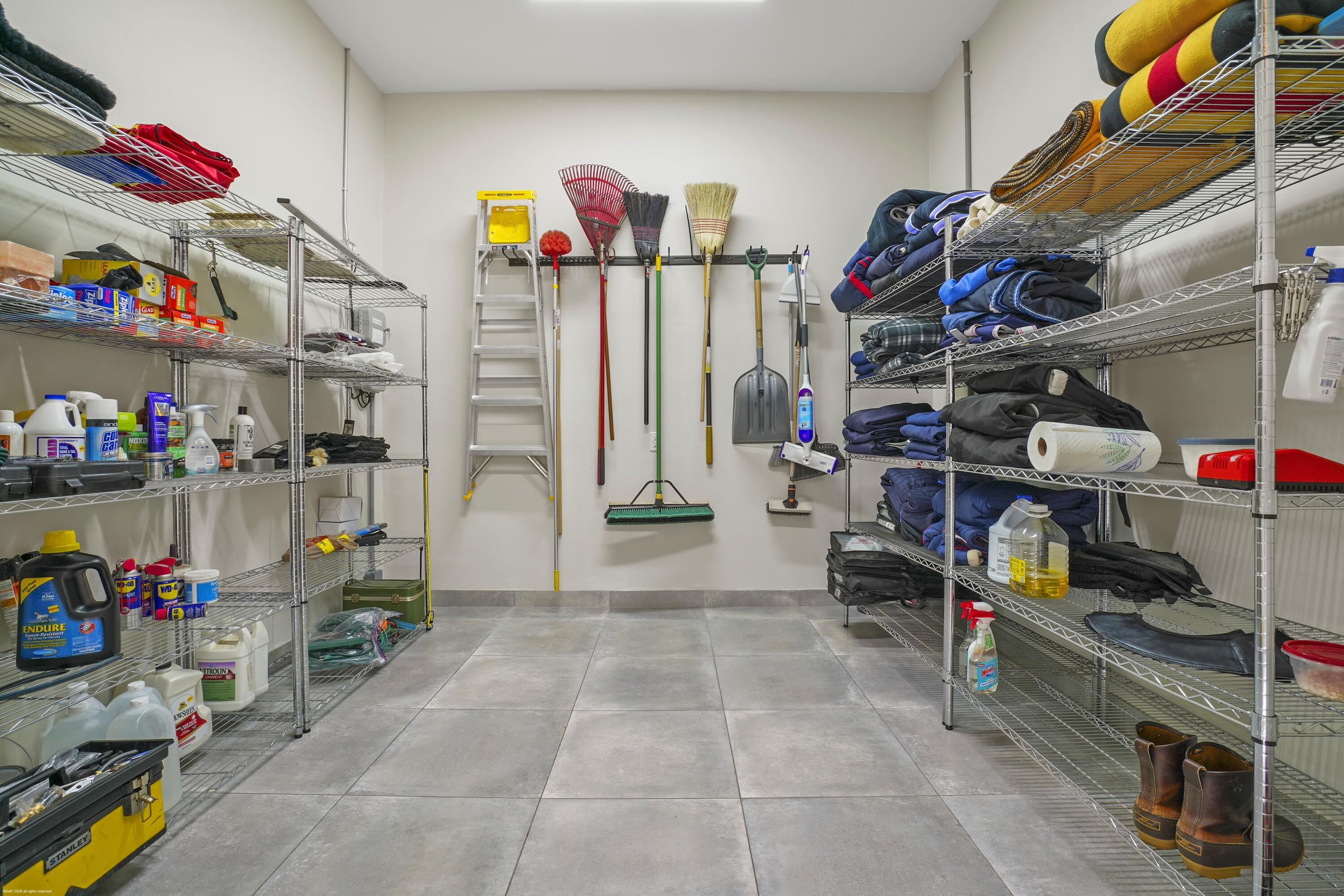 main property photo 74