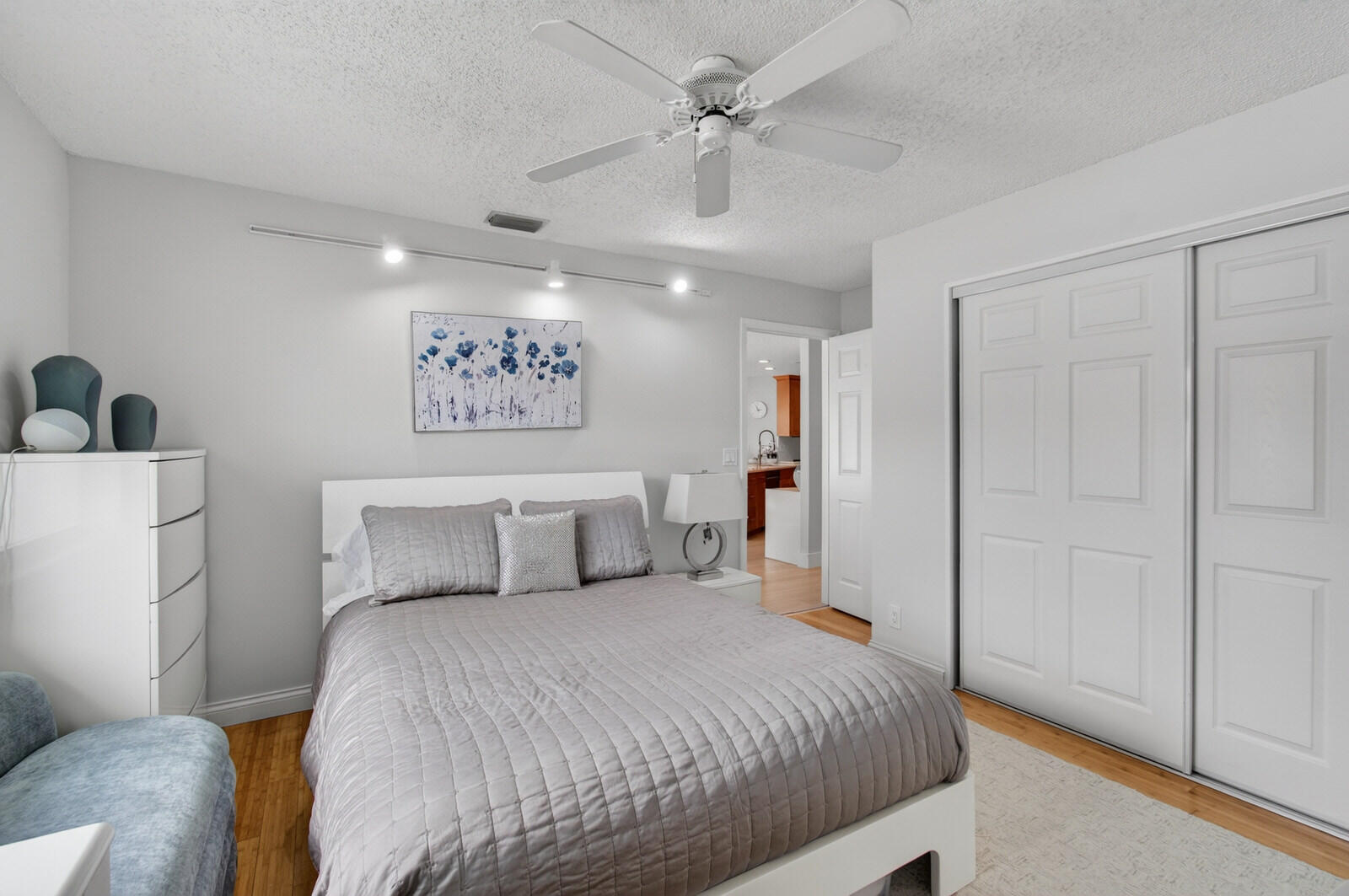 main property photo 64