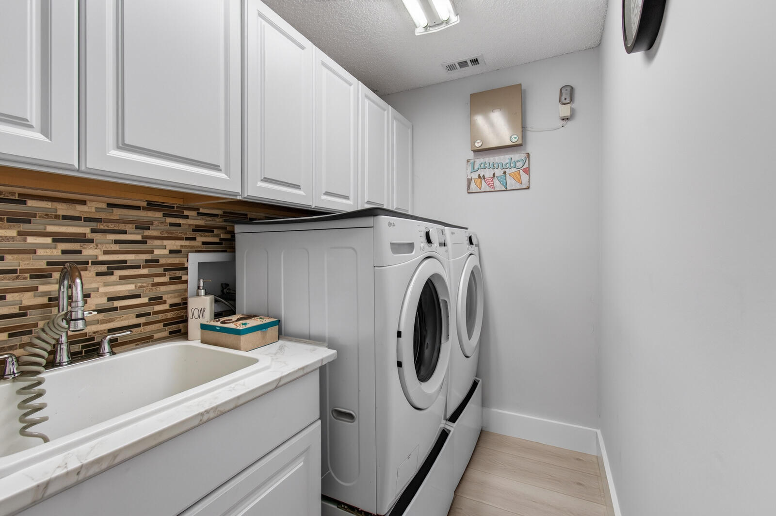 main property photo 66