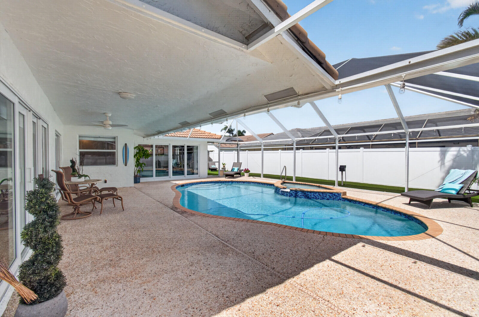 main property photo 70