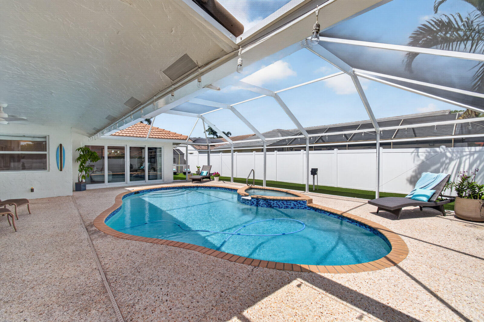 main property photo 71