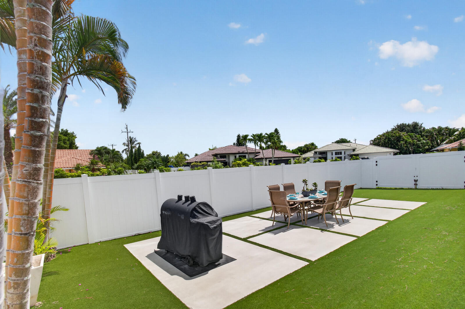 main property photo 79