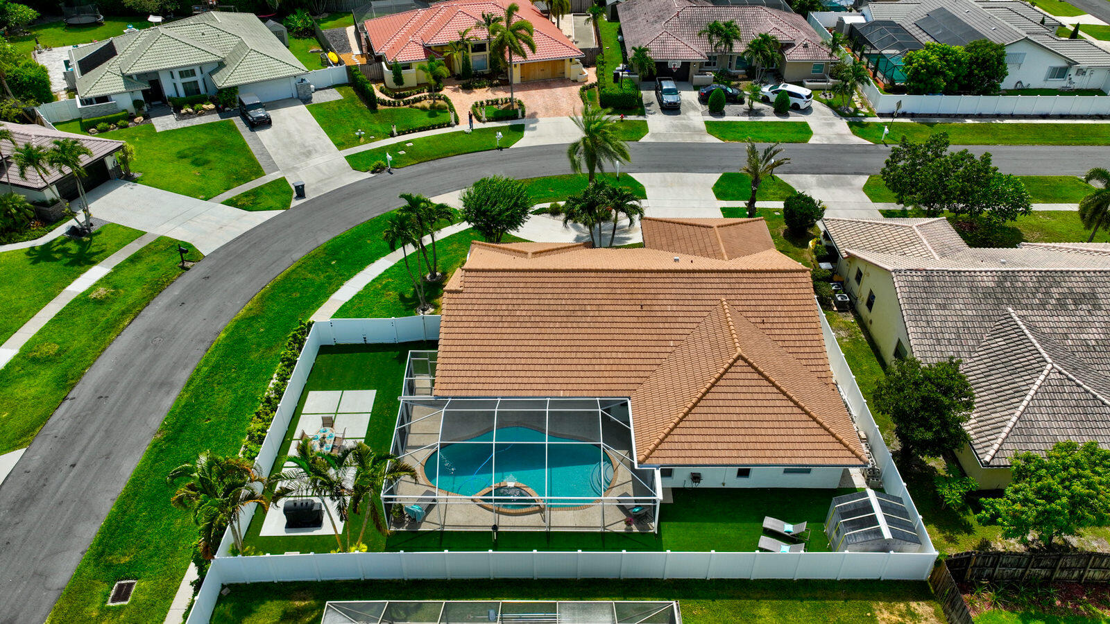 main property photo 86