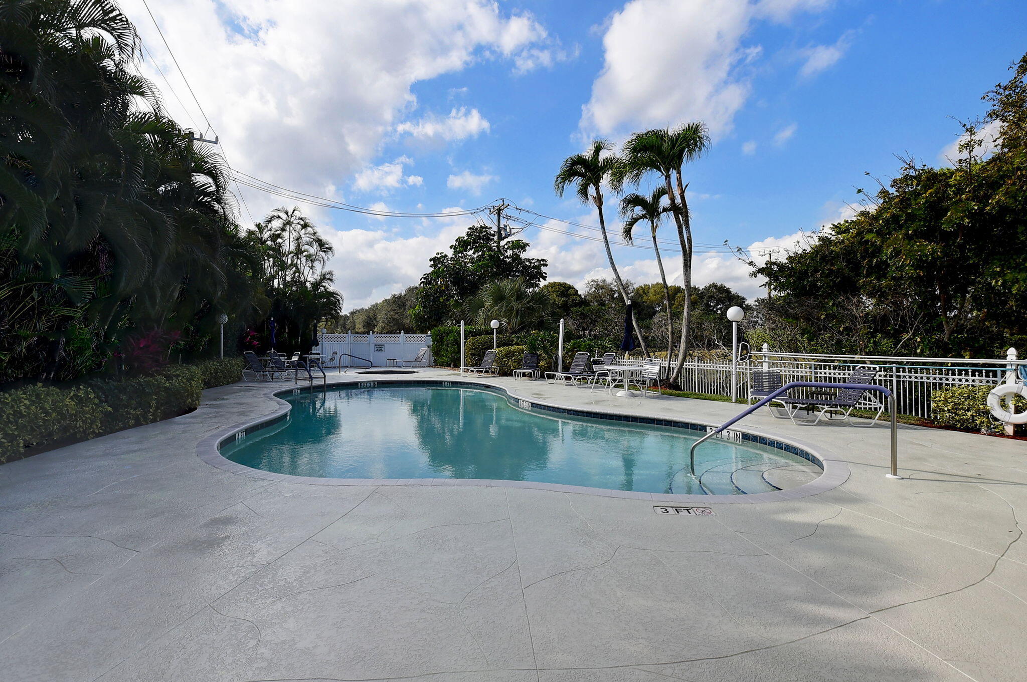 main property photo 88