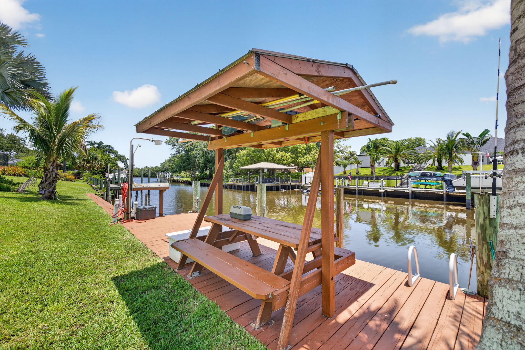 main property photo 85