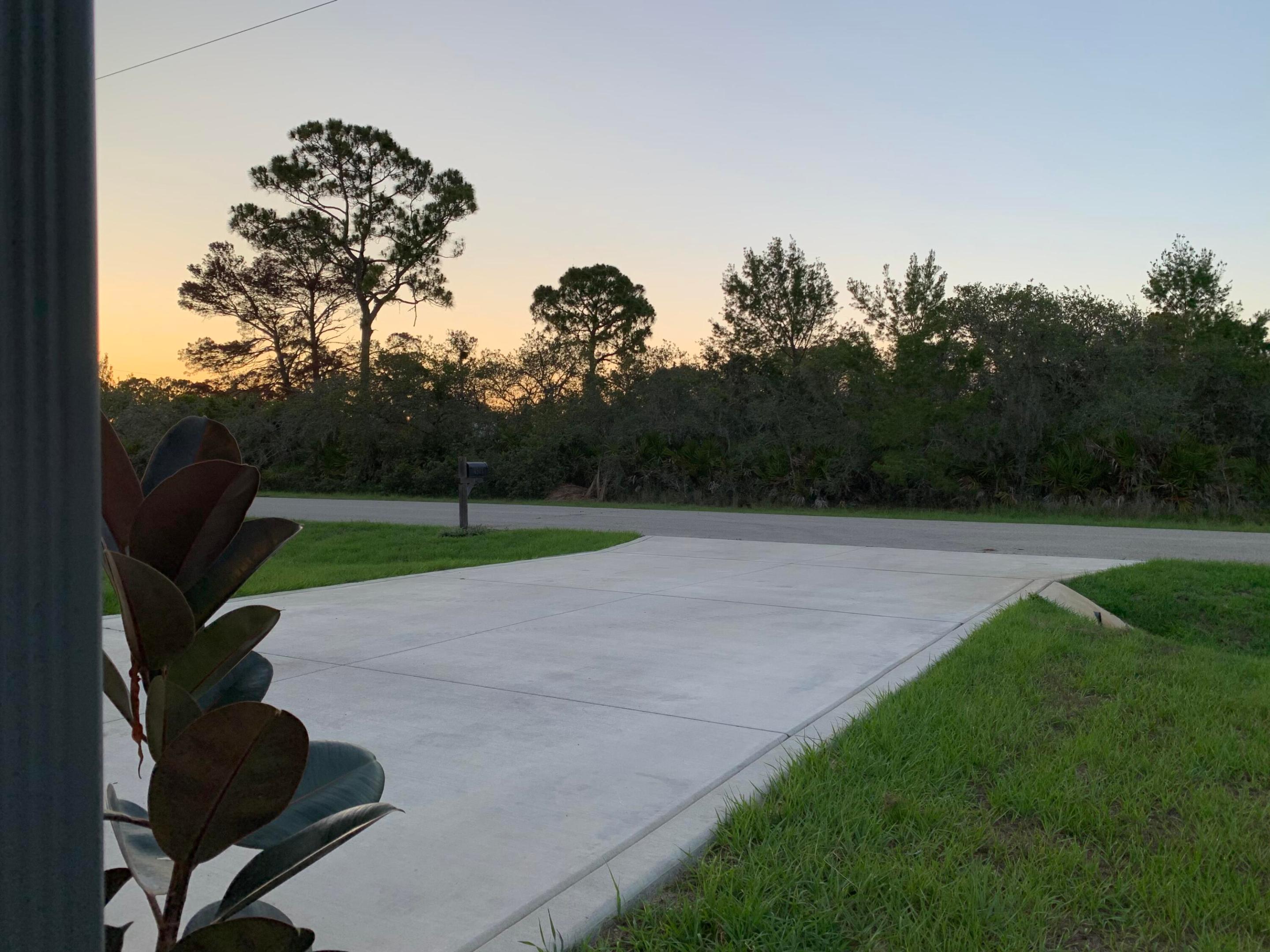 main property photo 18