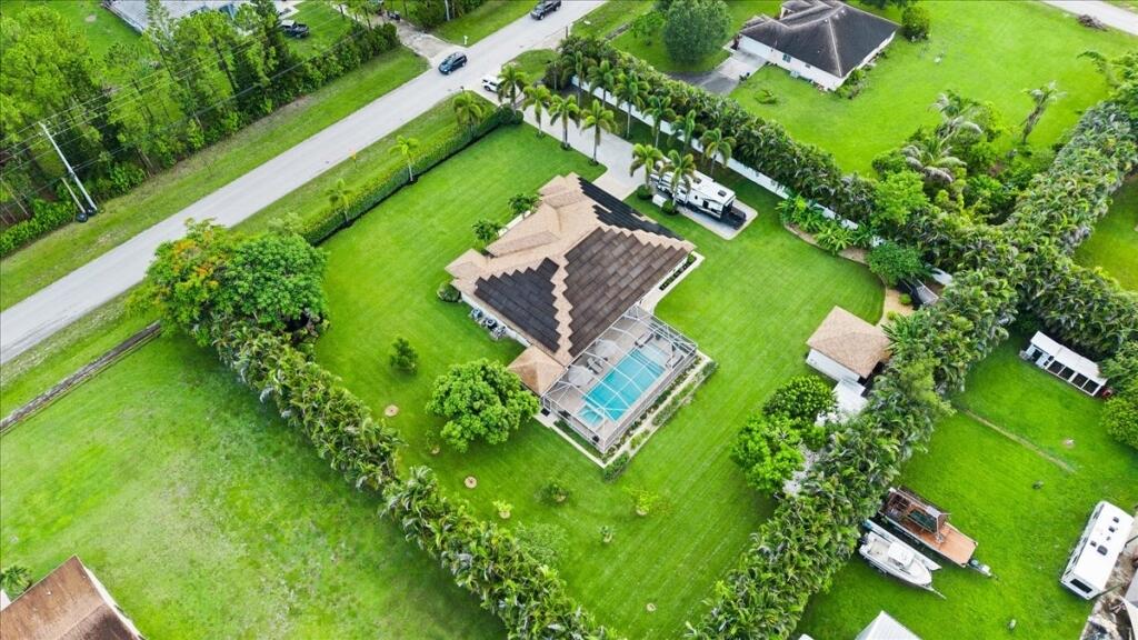 main property photo 76