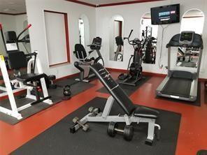 main property photo 21