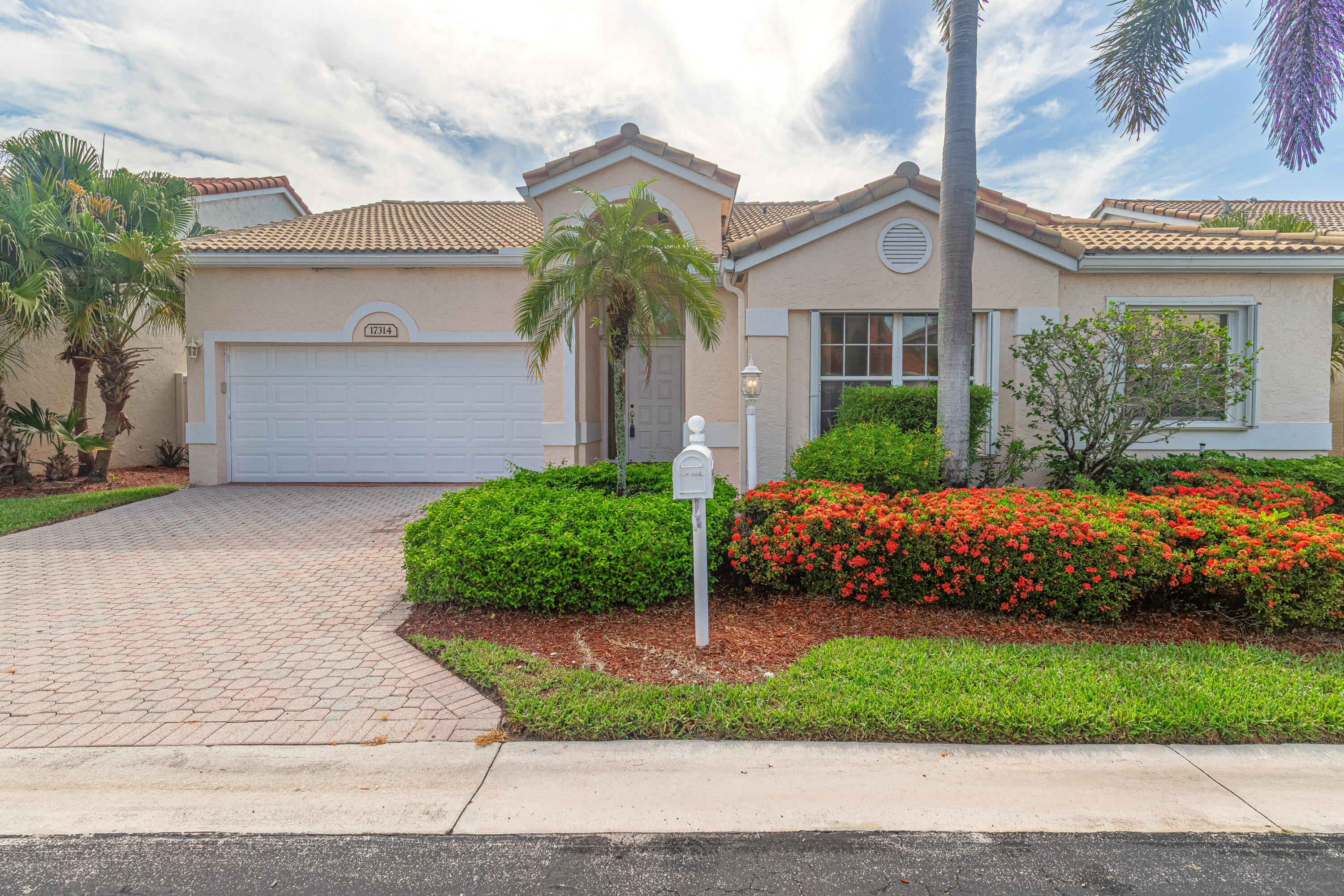 main property photo 124