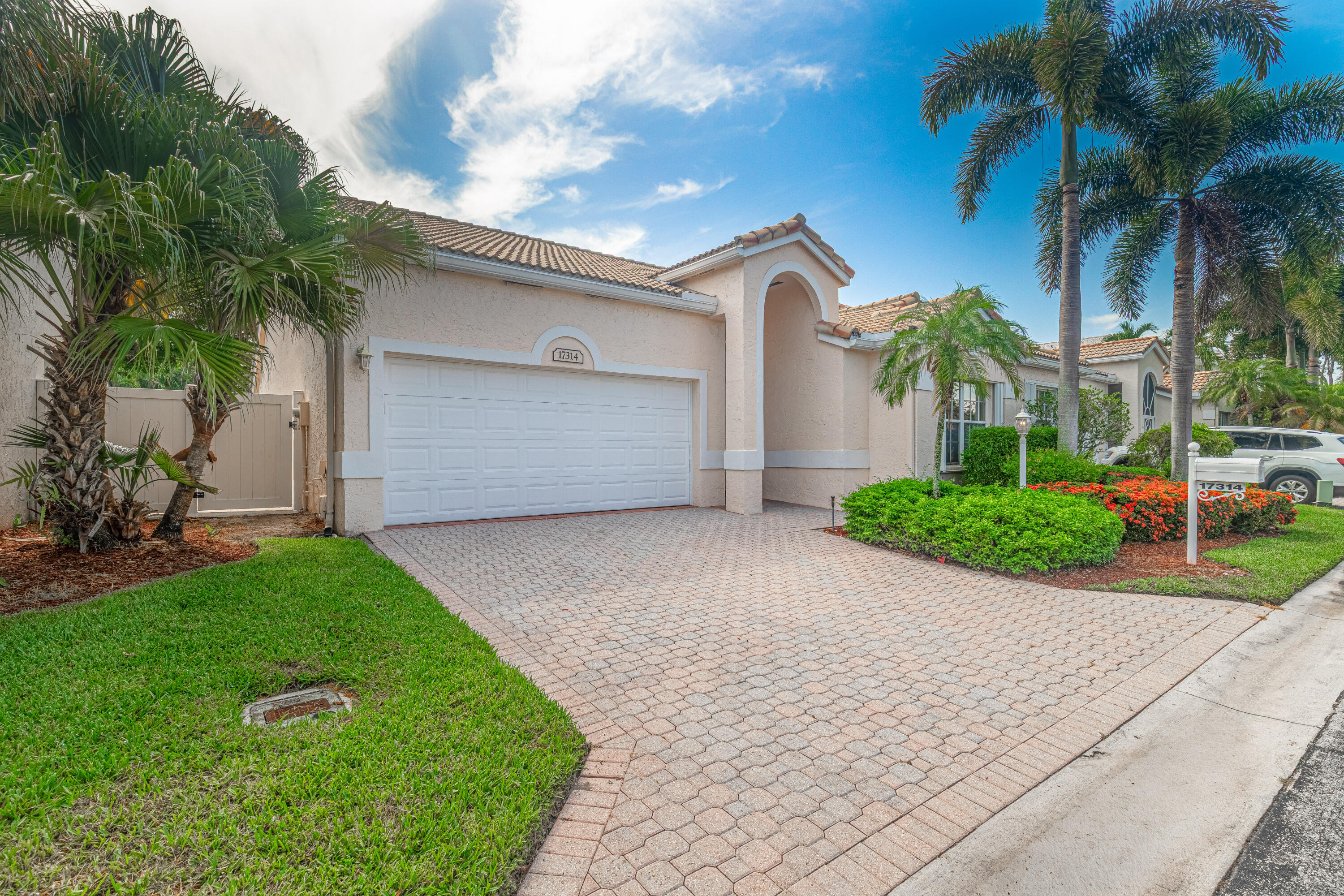 main property photo 129