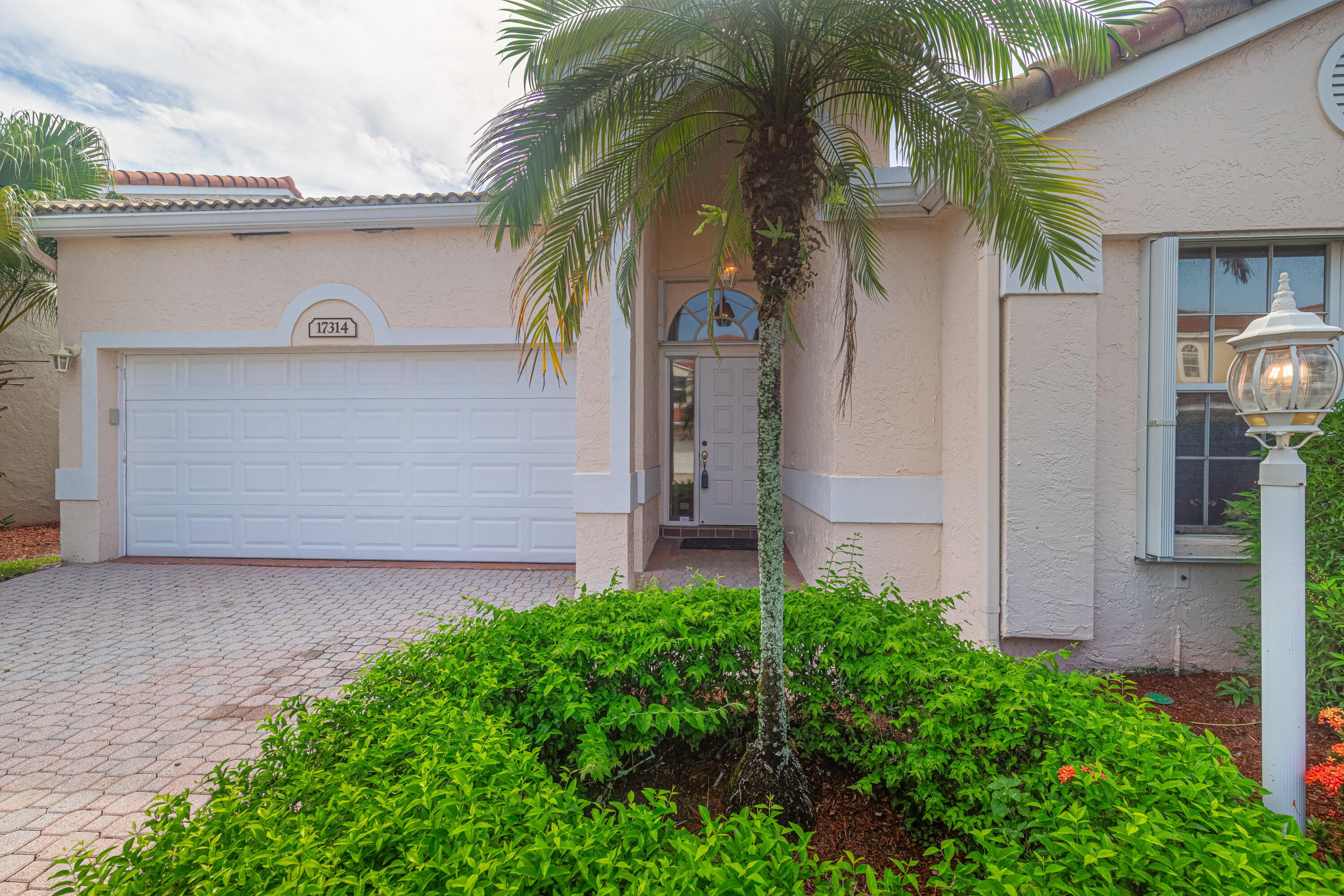 main property photo 137