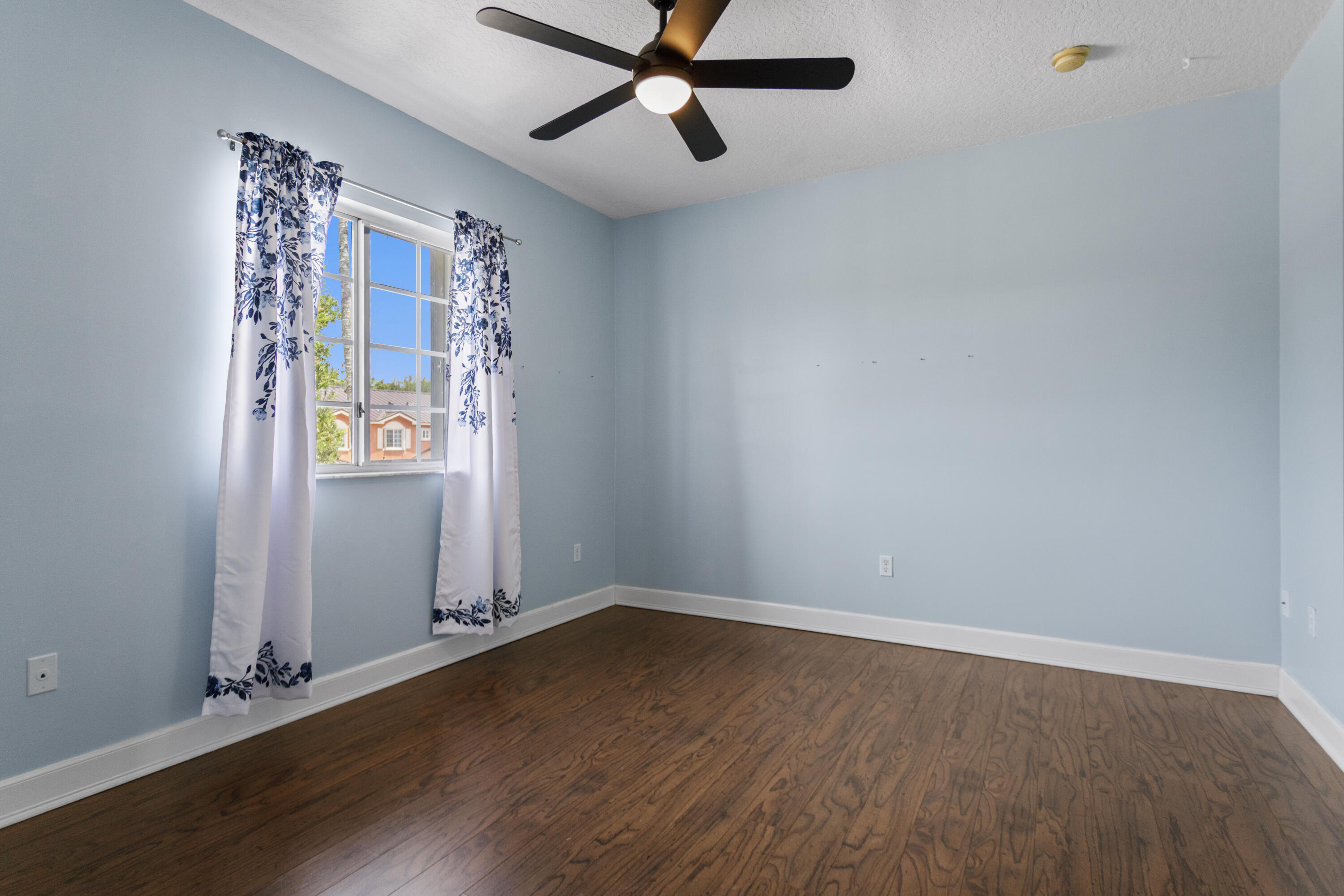 main property photo 56