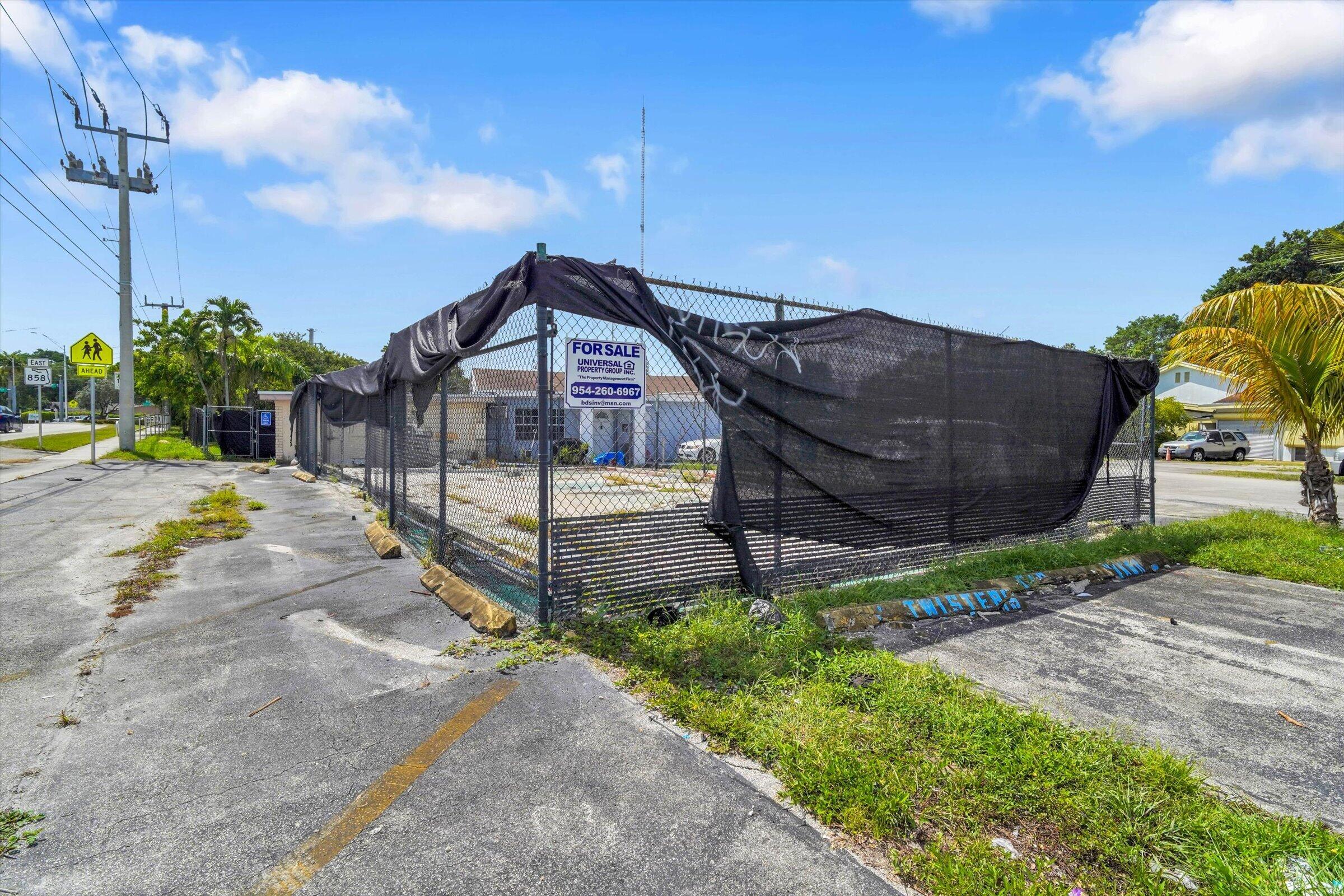 main property photo 38