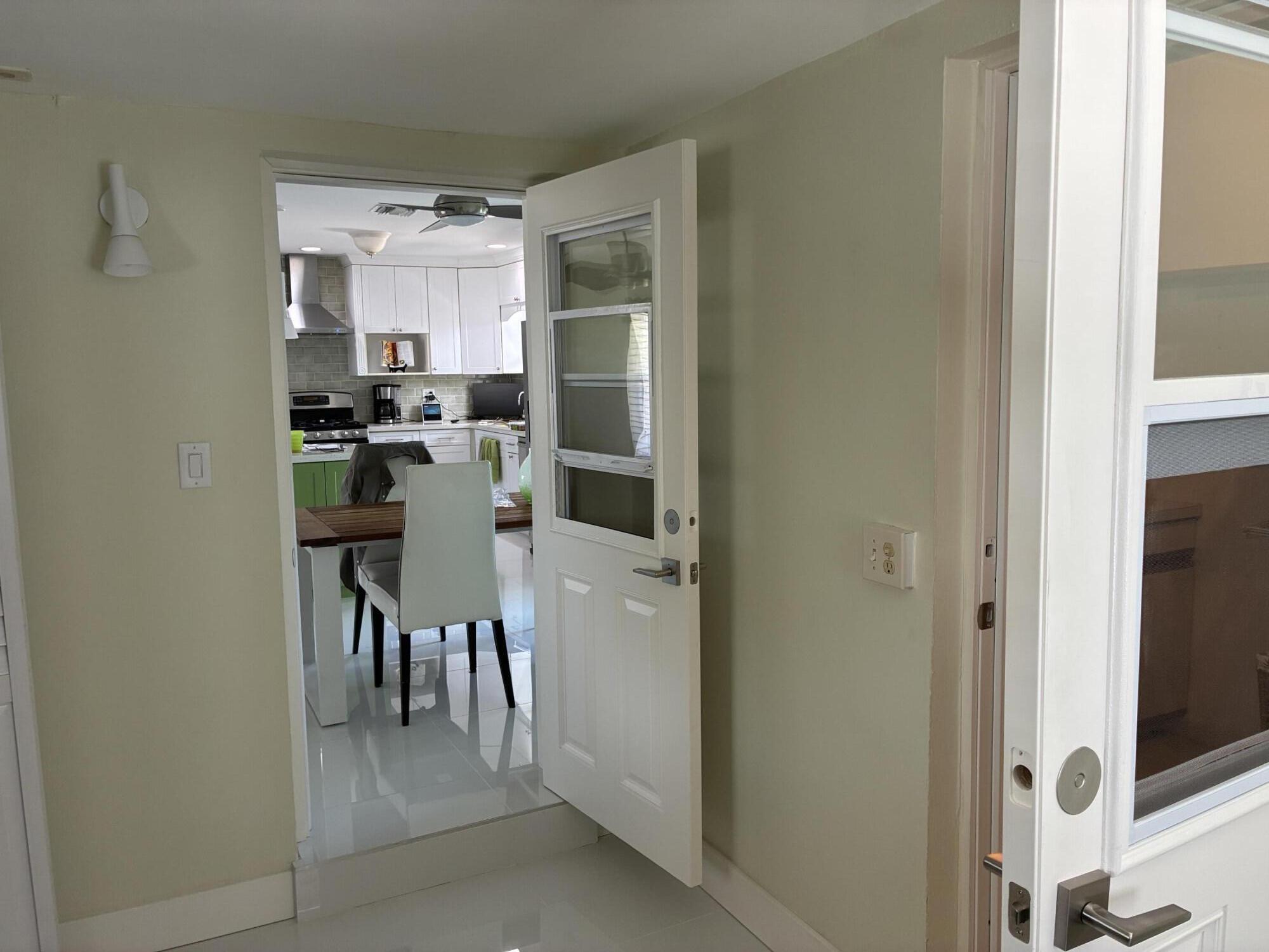 property viewer photo 30