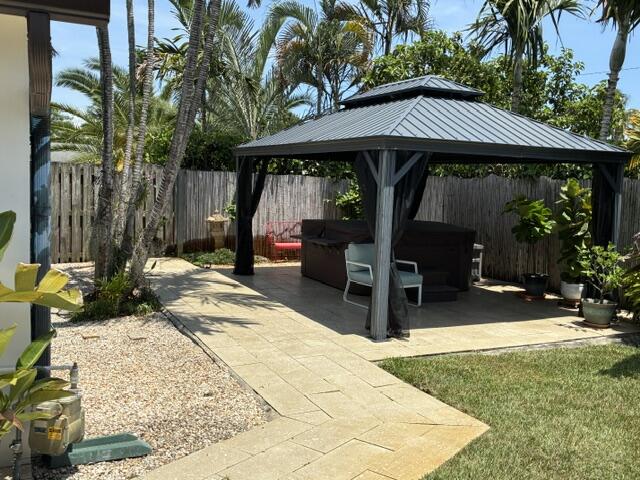 property viewer photo 38