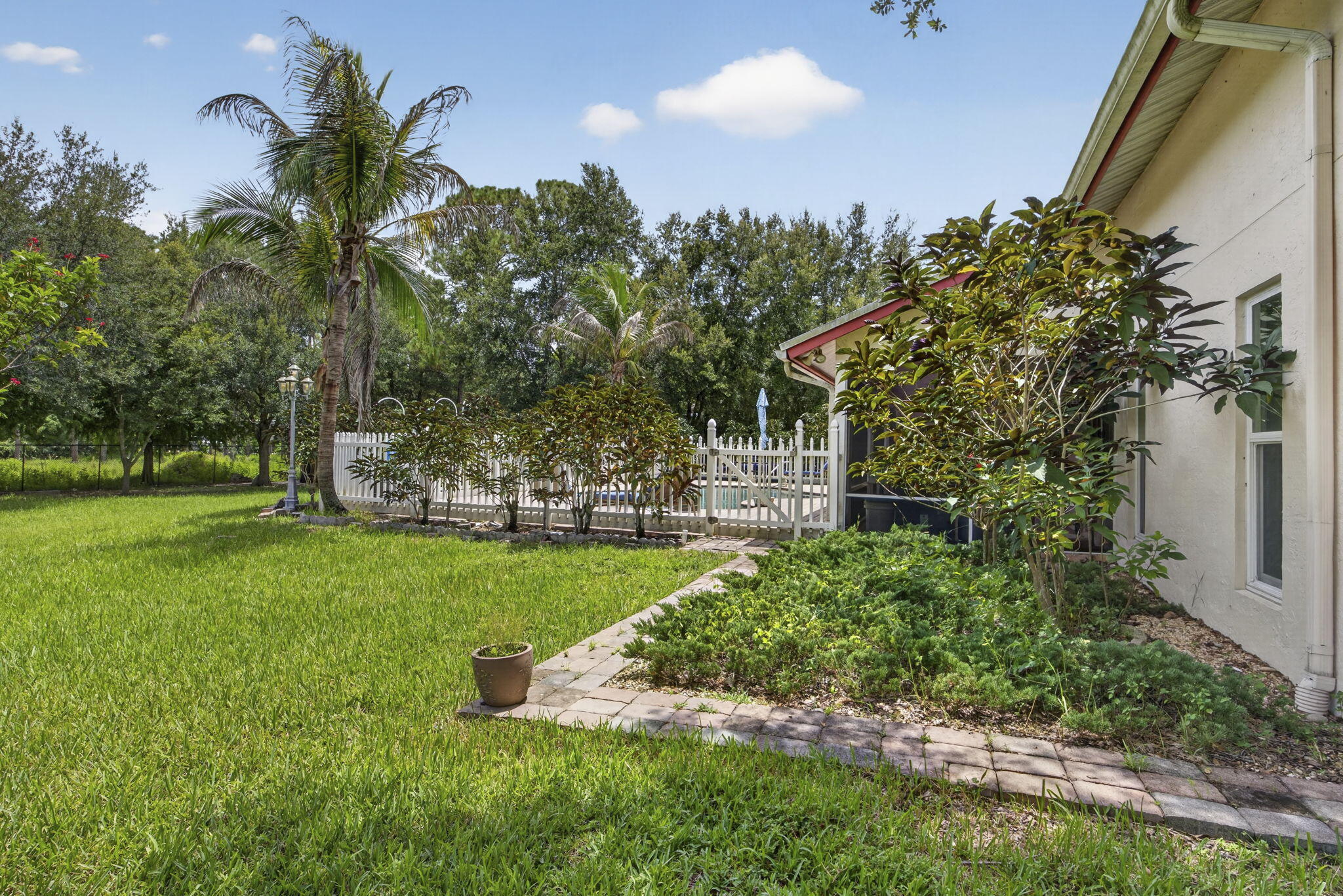 main property photo 69