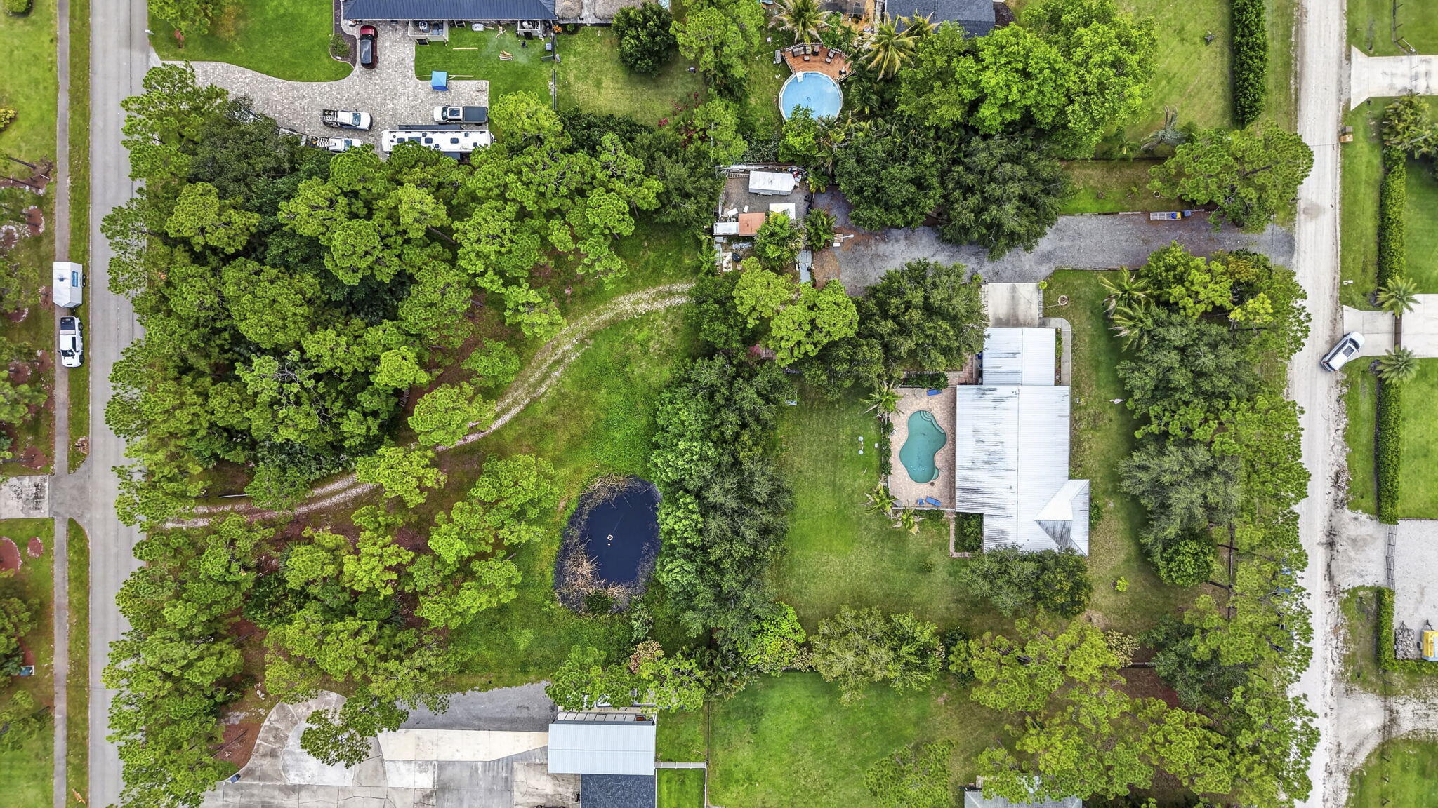 main property photo 88